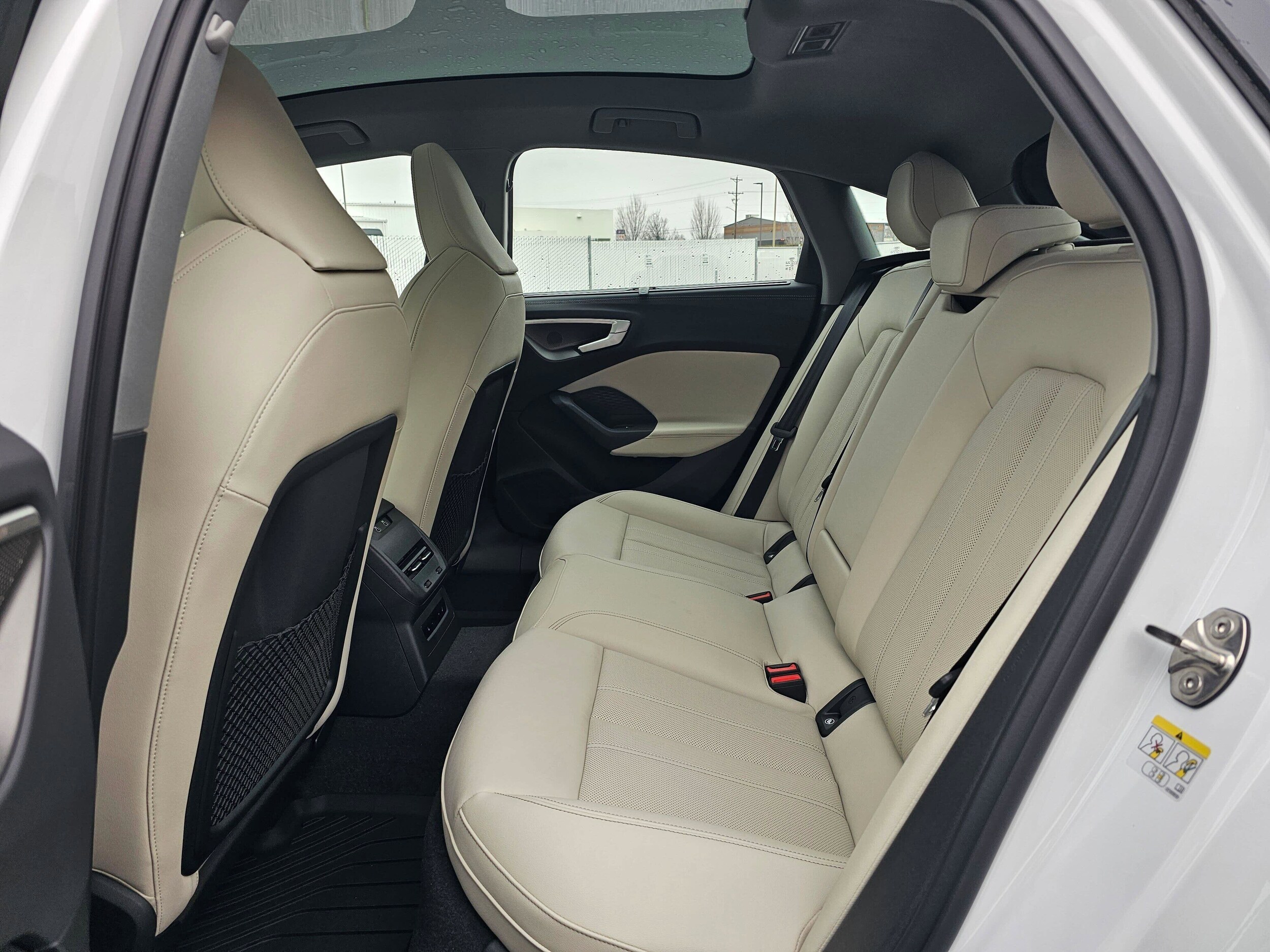 New 2025 Glacier White Audi 2.0T Prestige image 14