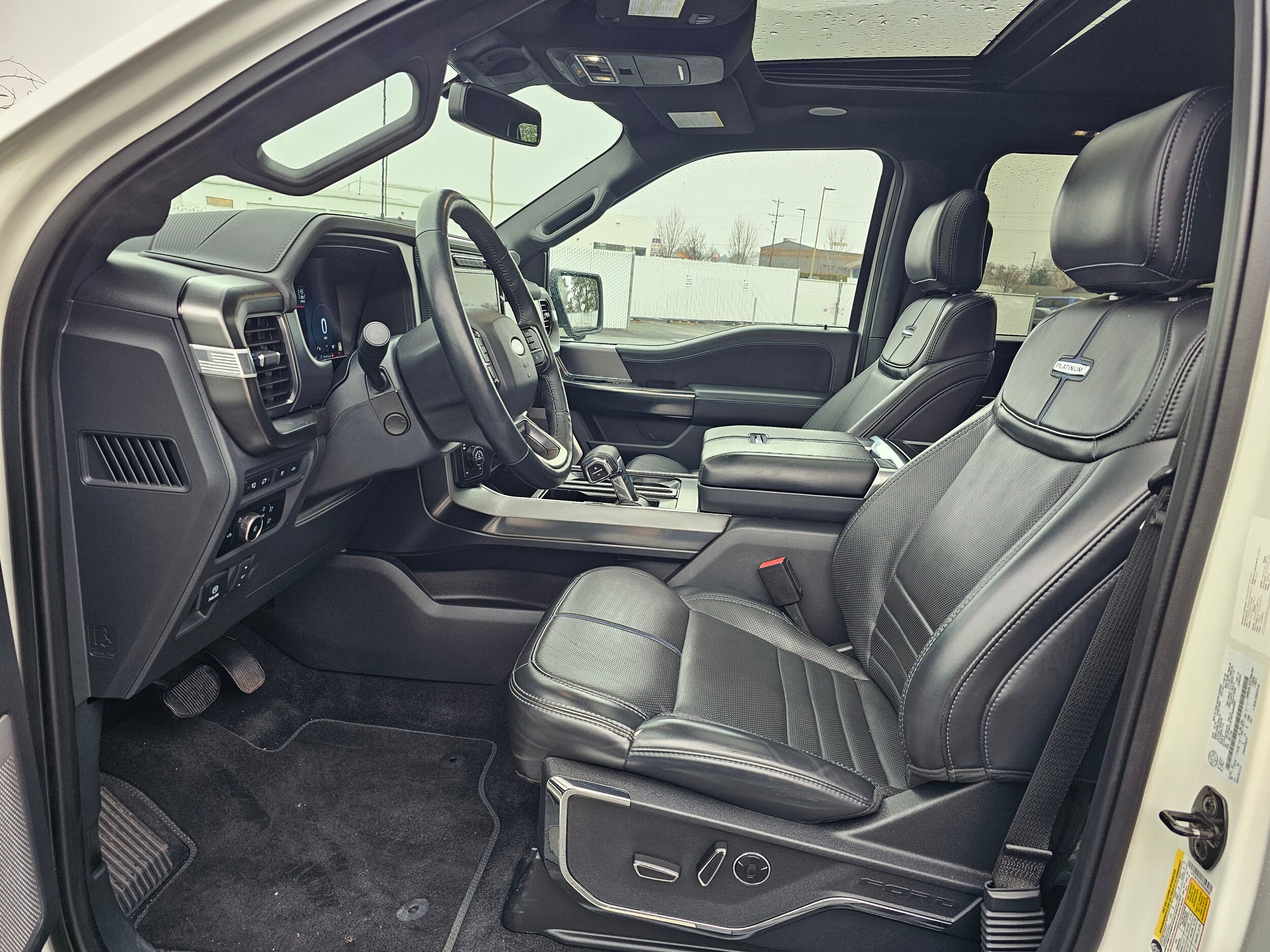 Used 2024 Star White Metallic Tri-Coat Ford Platinum image 43