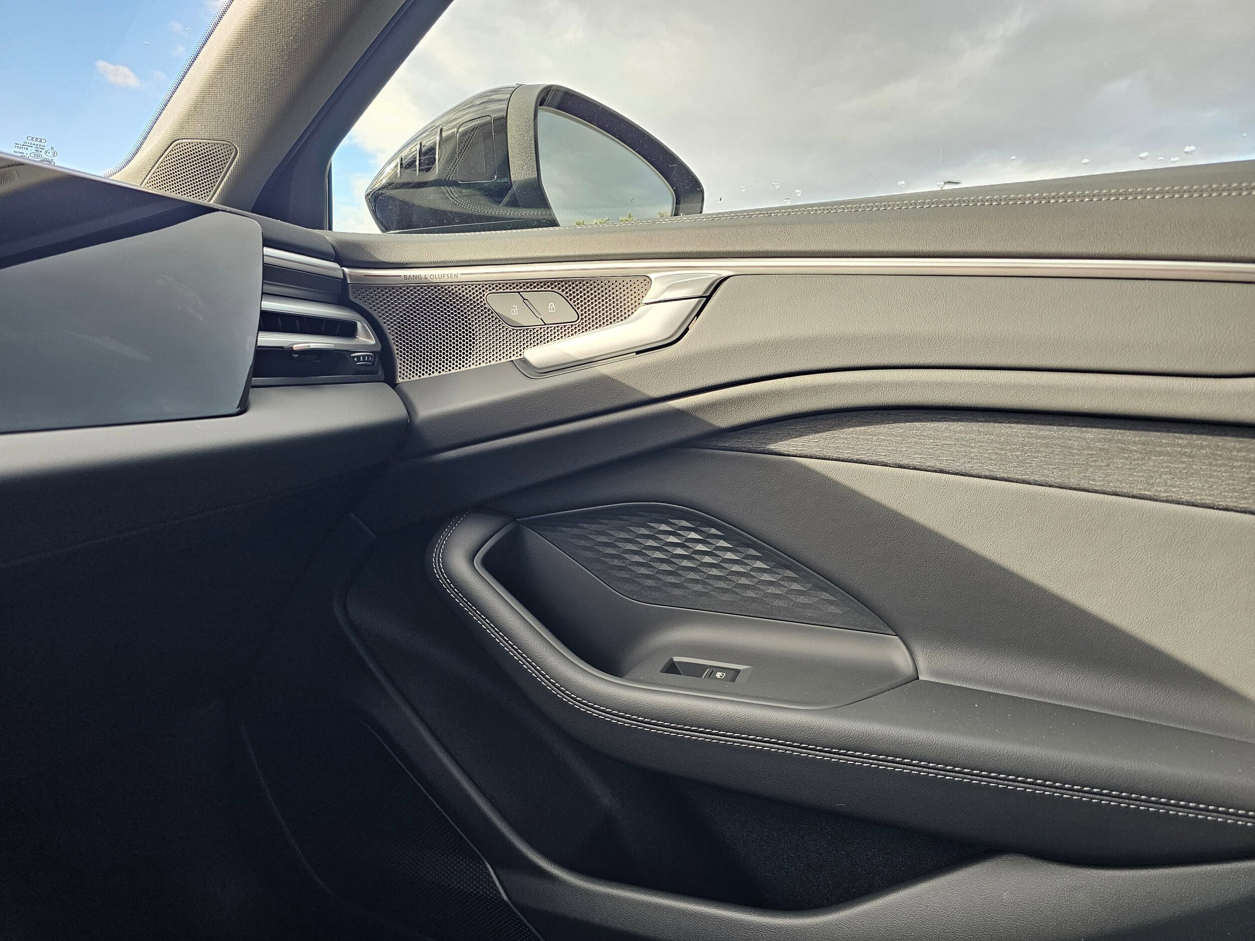 New 2026 Daytona Gray Pearl Audi Premium Plus image 26