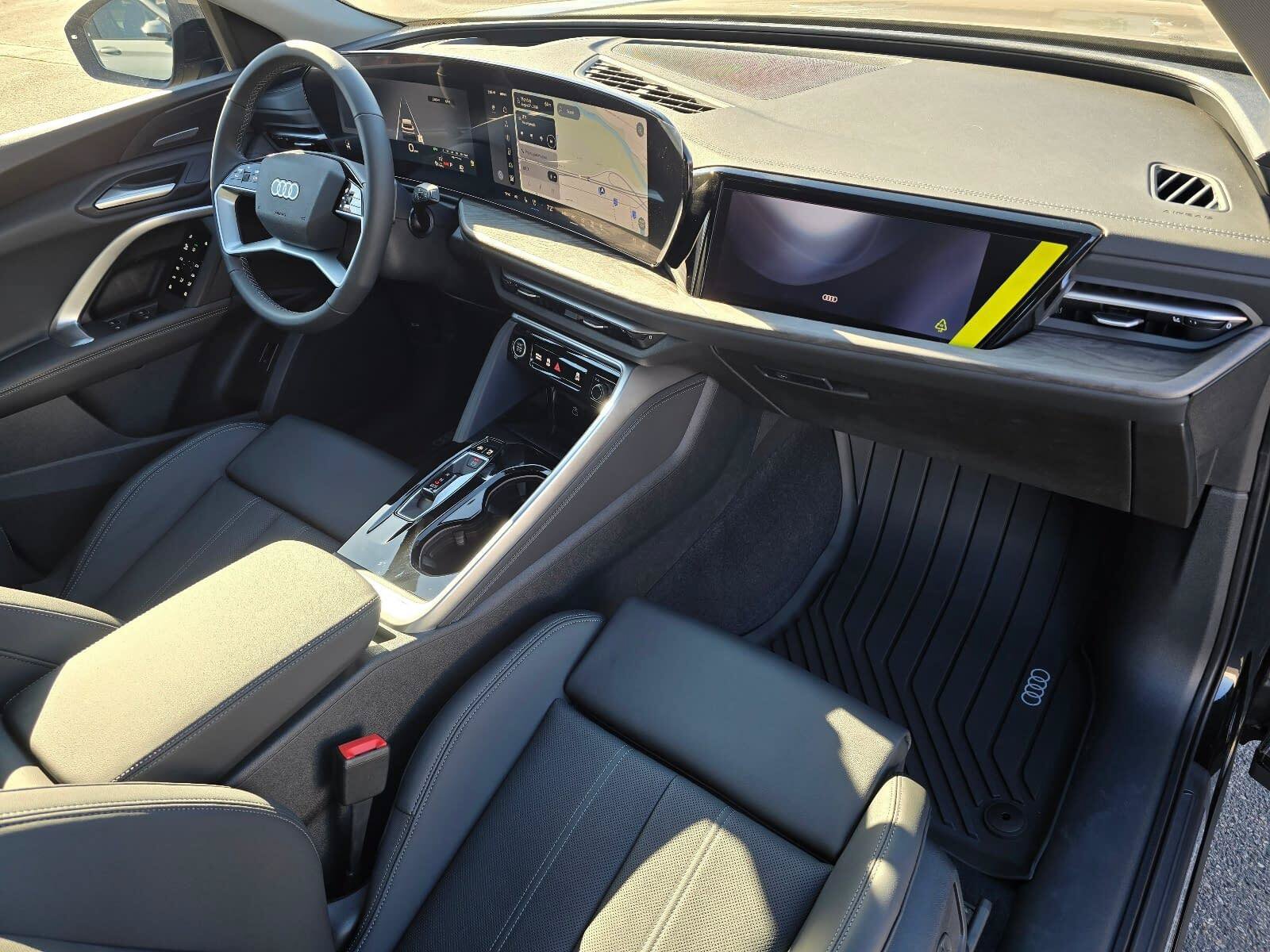 New 2026 Mythos Black Audi 2.0T Prestige image 15