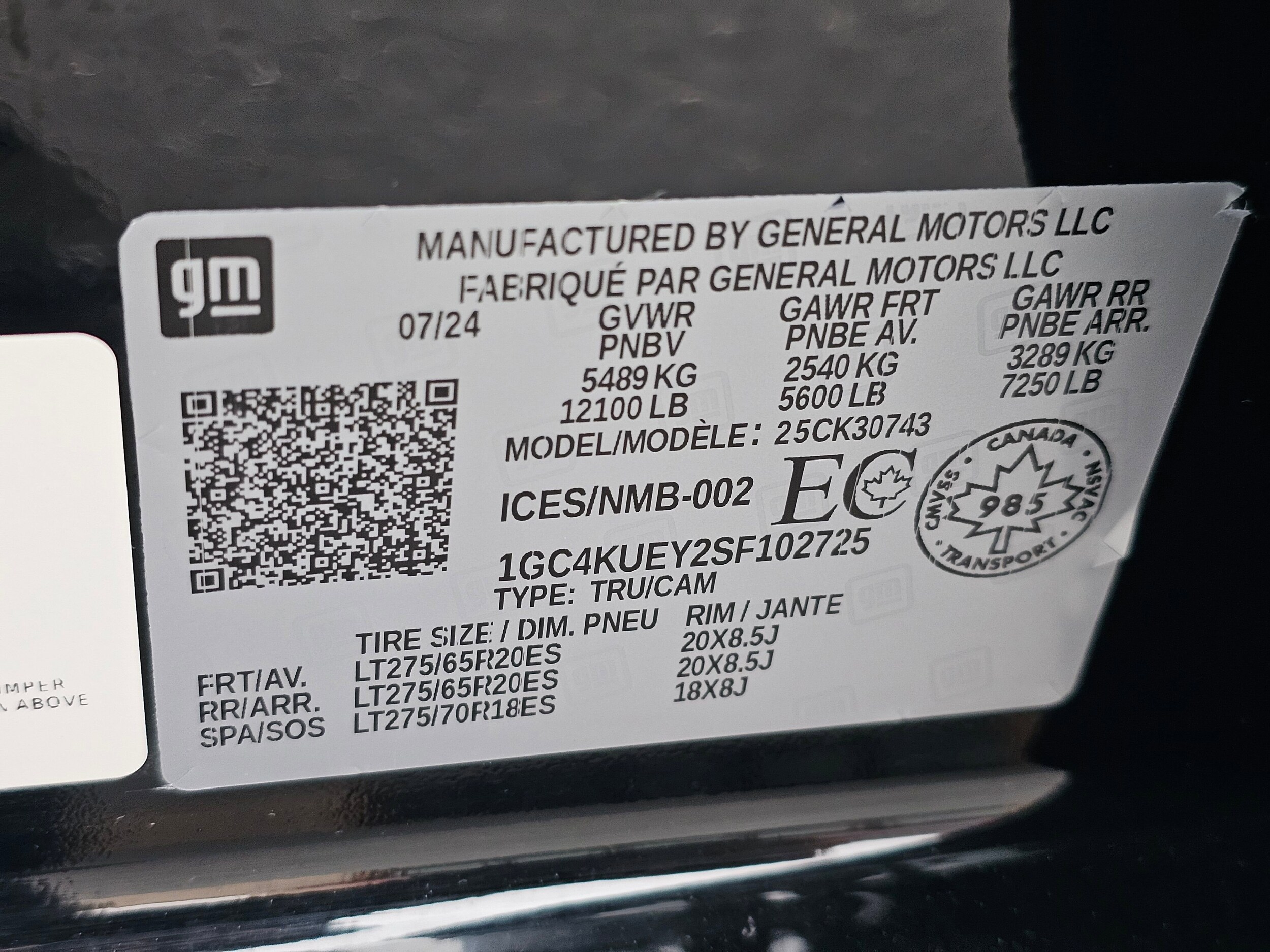 Used 2025 Black Chevrolet LTZ image 31