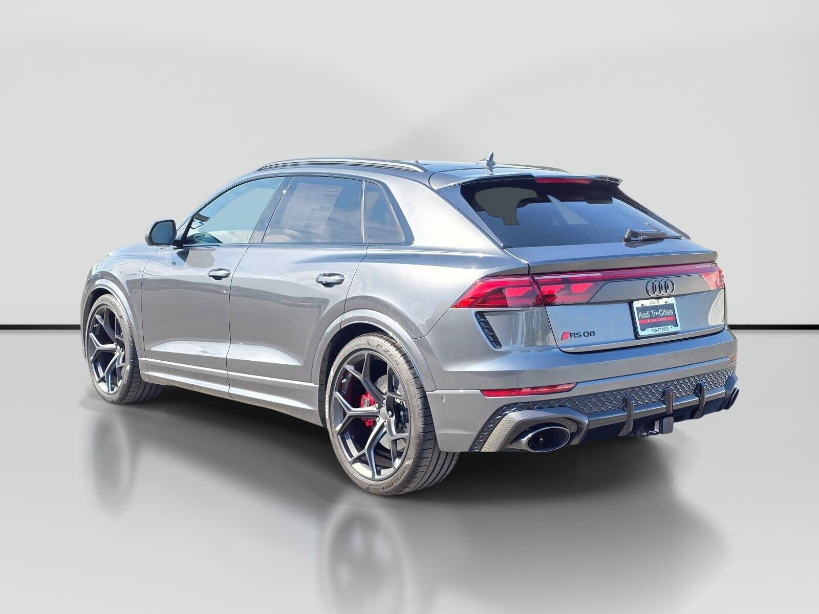New 2026 Daytona Gray Pearl Audi 4.0T performance image 4