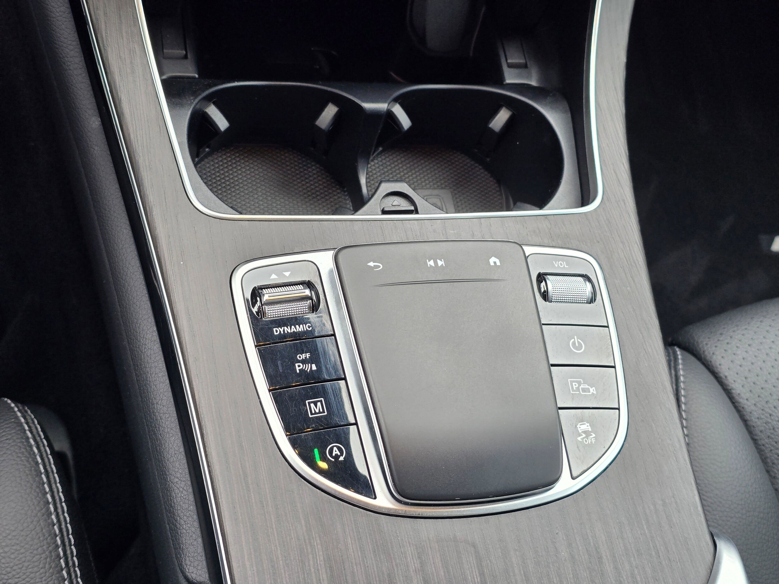 Used 2022 Starling Blue Metallic Mercedes-Benz GLC 300 image 23