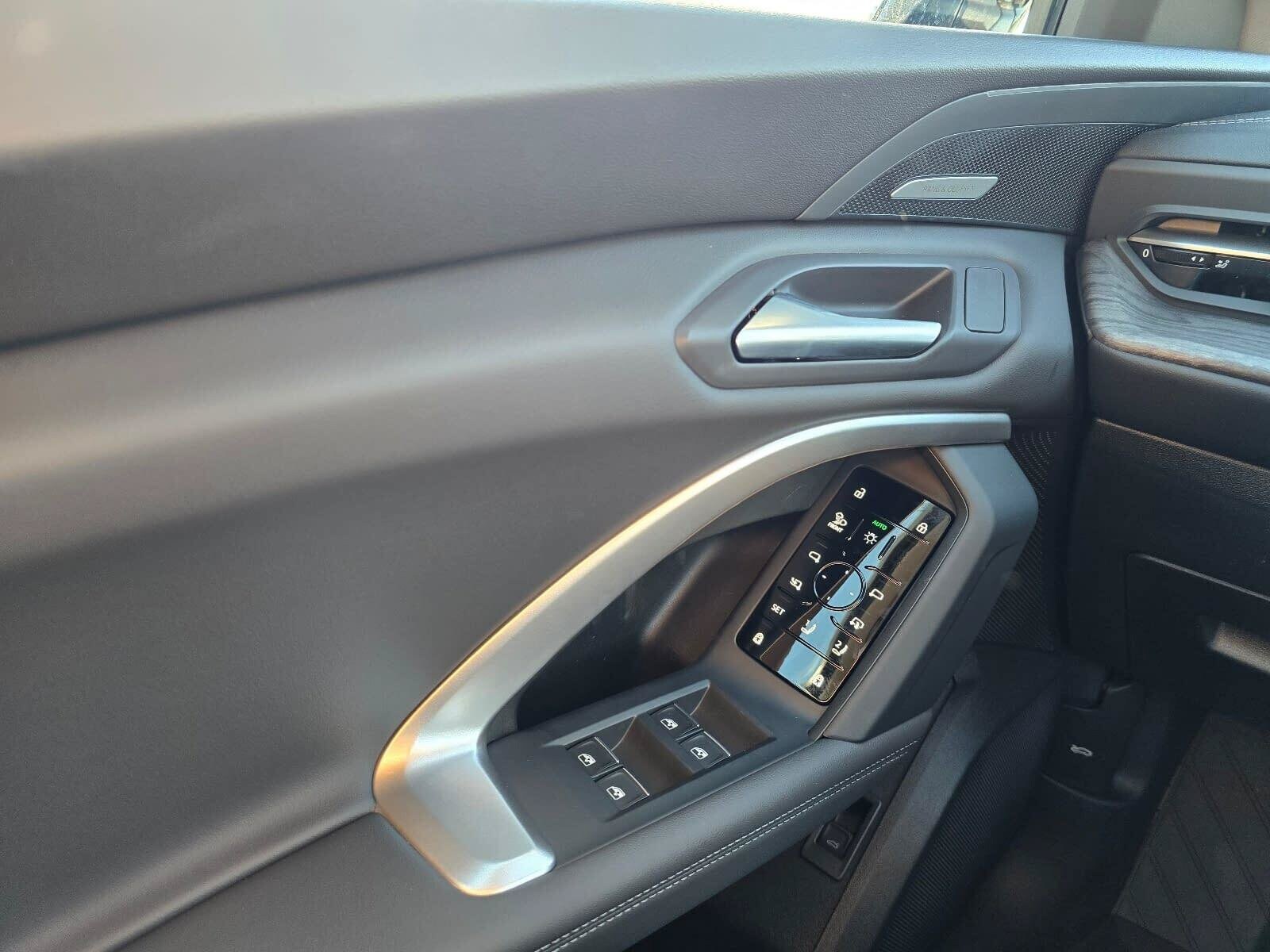 New 2026 Mythos Black Audi 2.0T Prestige image 28