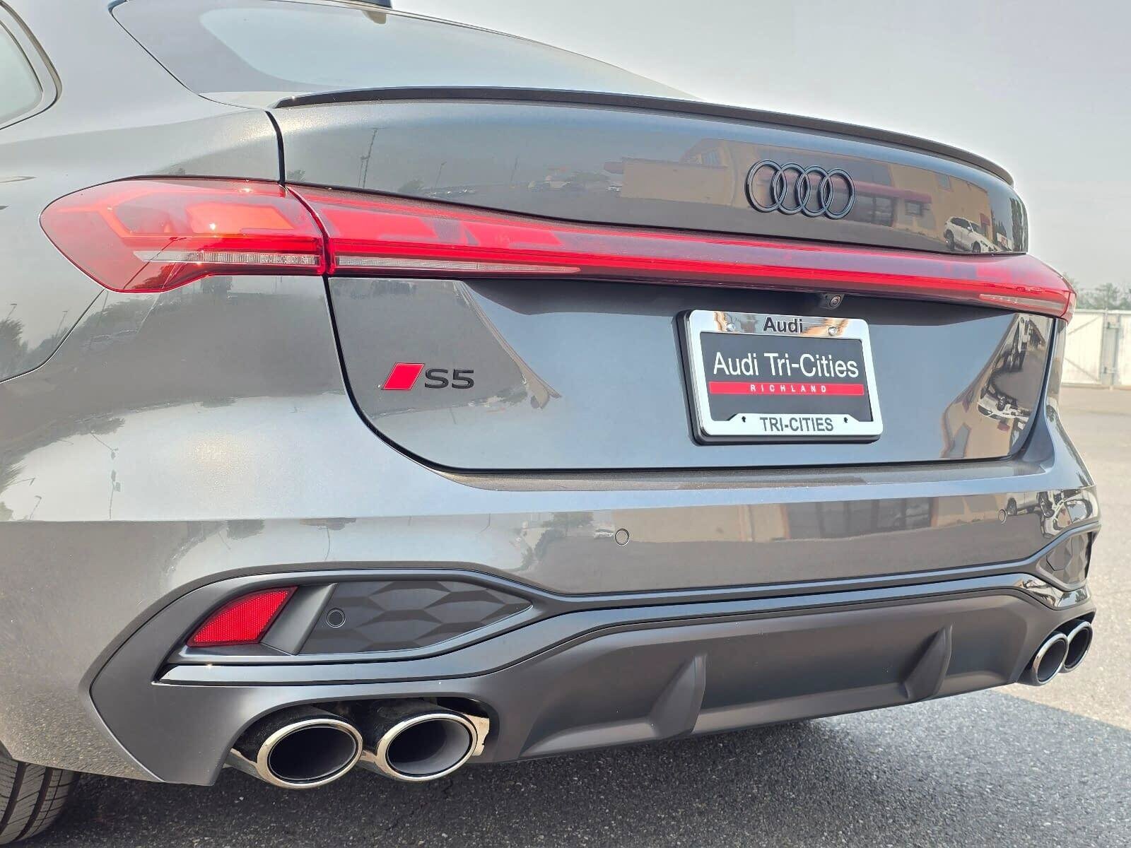 New 2026 Daytona Gray Pearl Audi 3.0T Prestige image 7