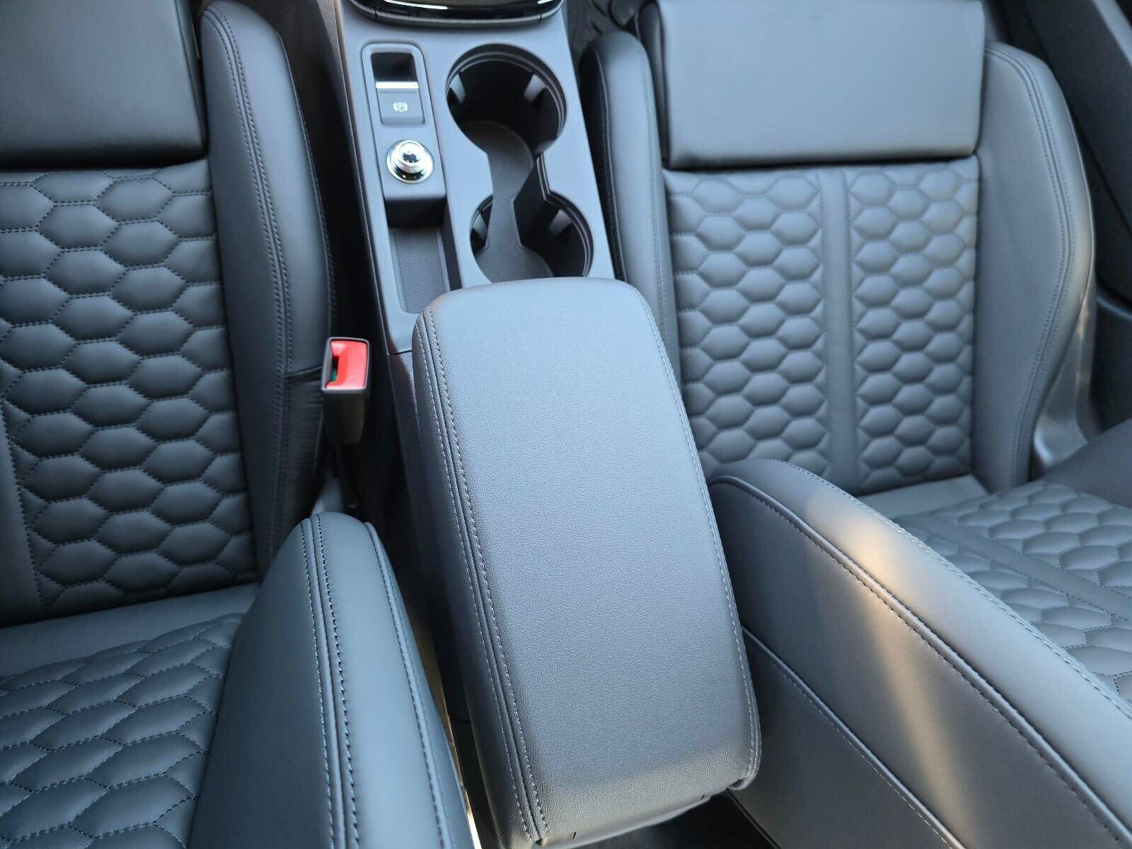 New 2026 Mythos Black Audi 2.5T image 23