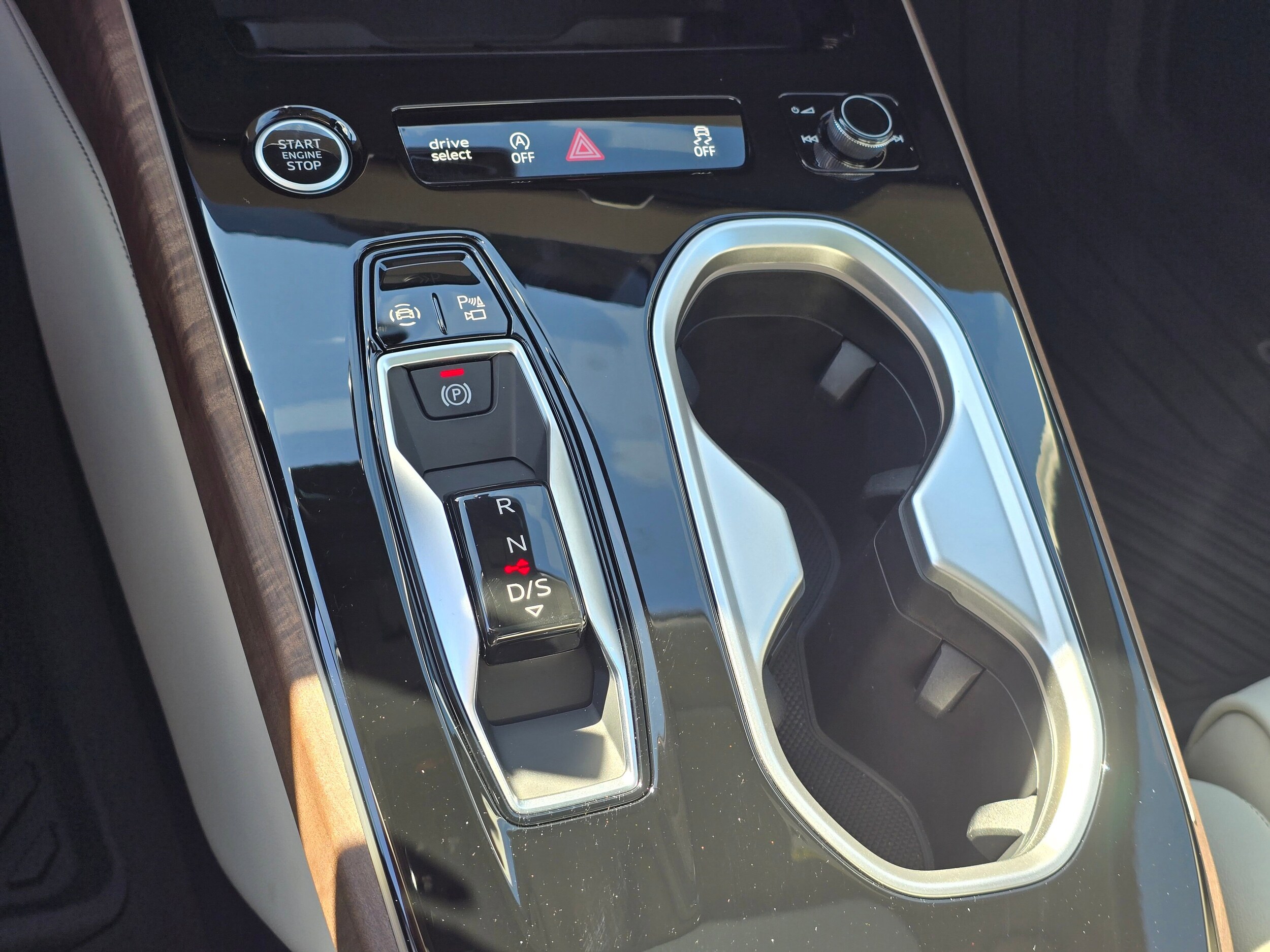 Used 2026 Glacier White Metallic Audi Premium Plus image 23