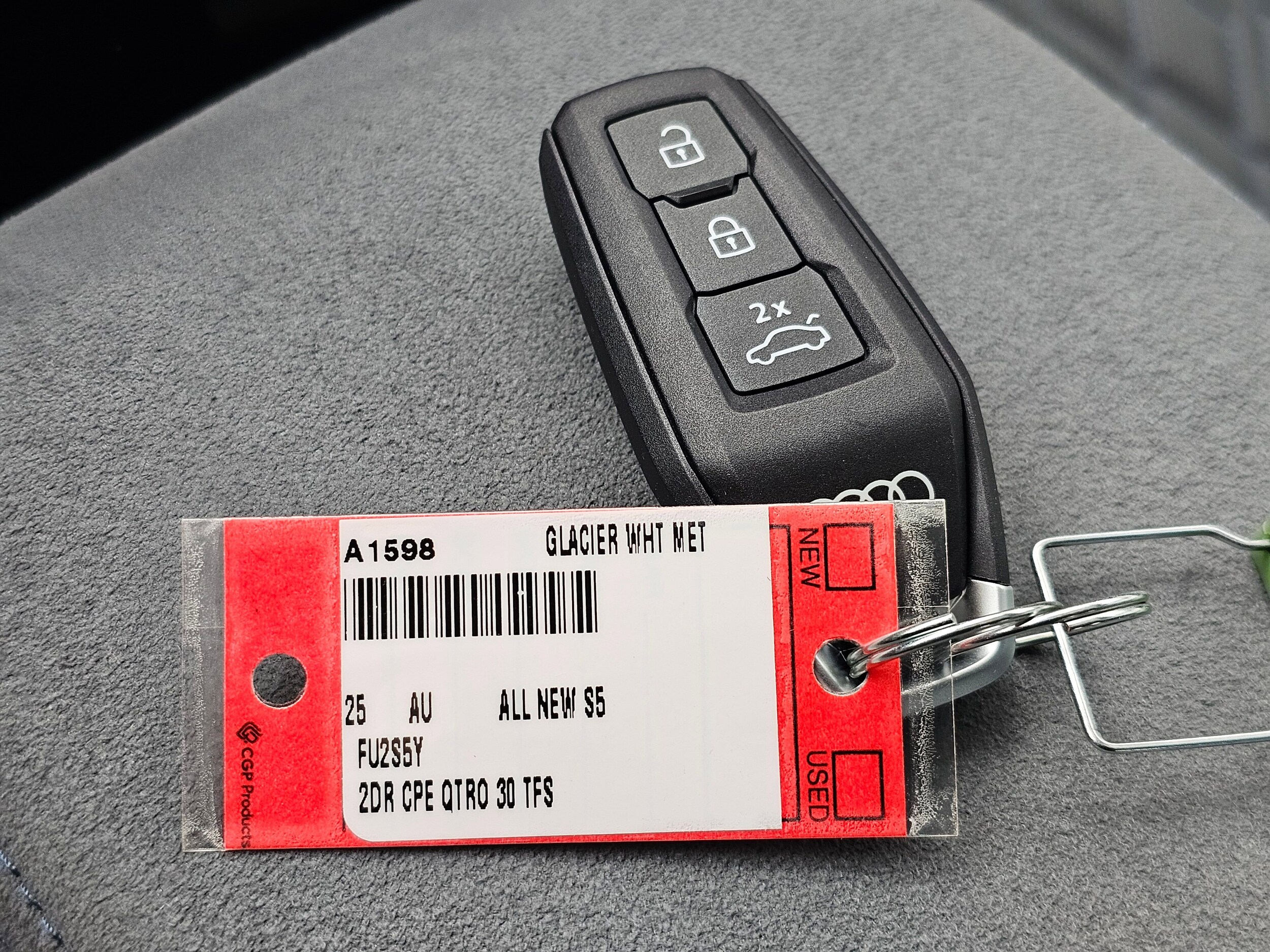 New 2025 Glacier White Audi 3.0T Prestige image 32