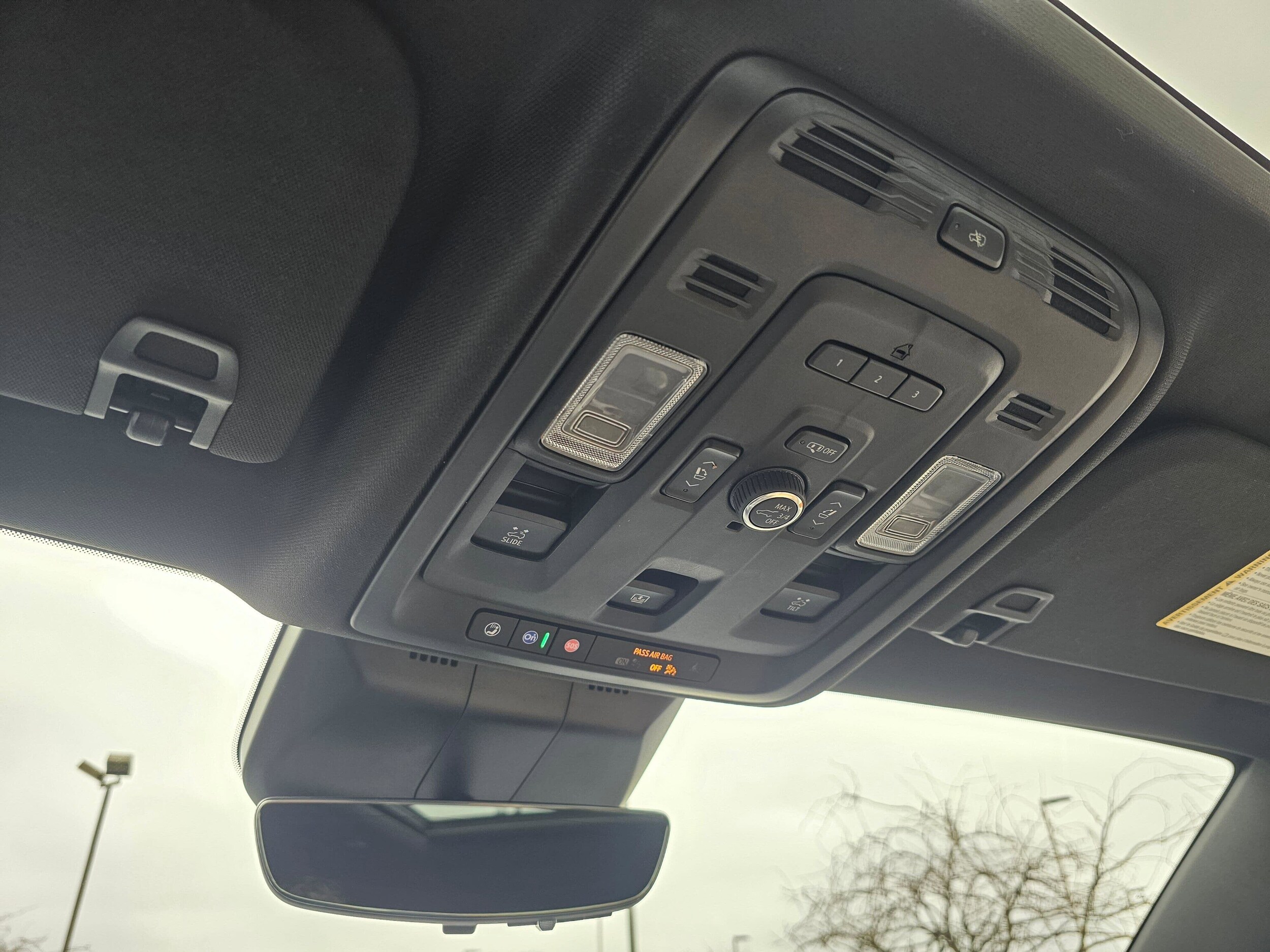 Used 2023 Crystal White Tricoat Cadillac 4WD Premium Luxury image 27