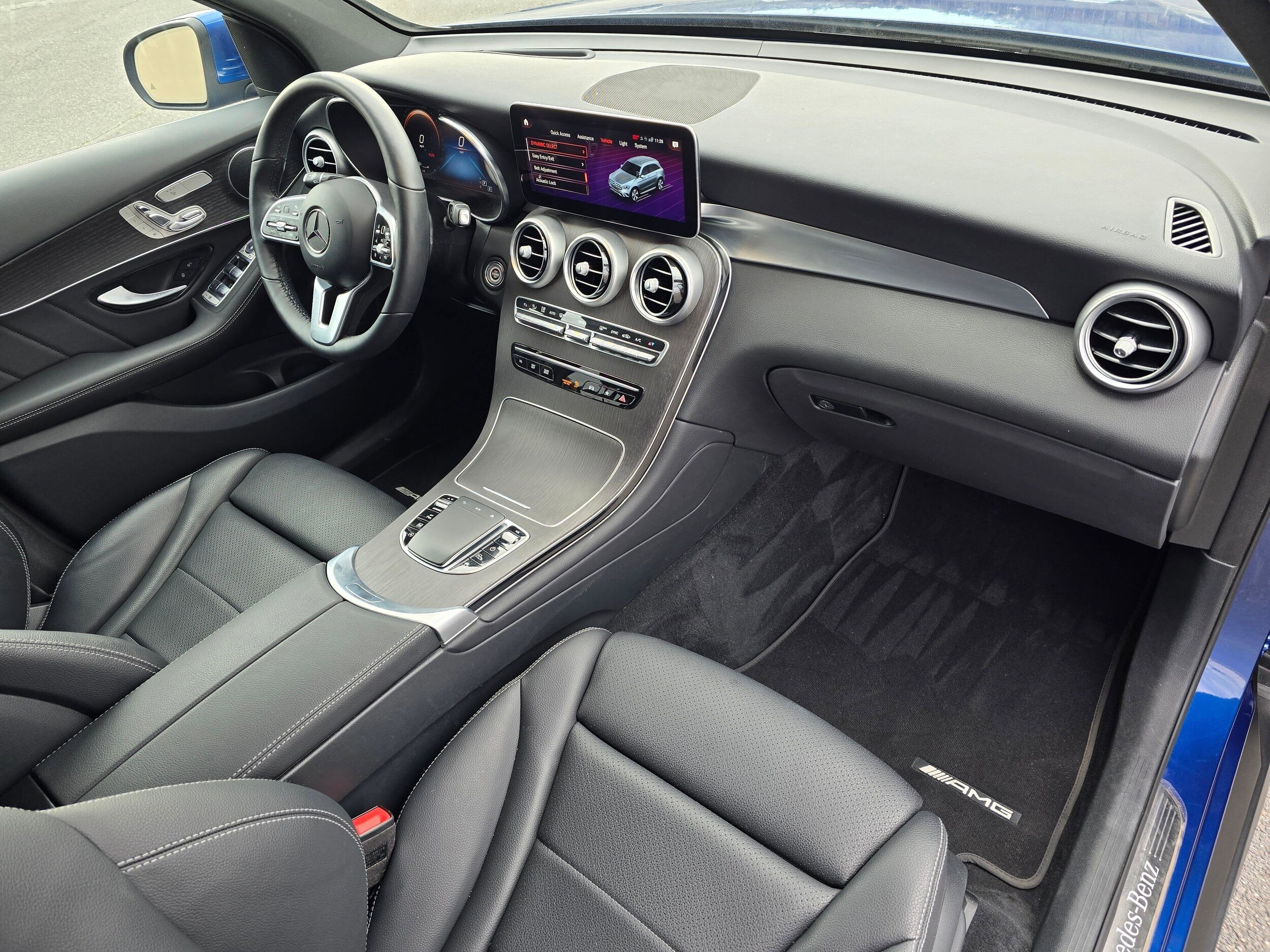 Used 2022 Starling Blue Metallic Mercedes-Benz GLC 300 image 15