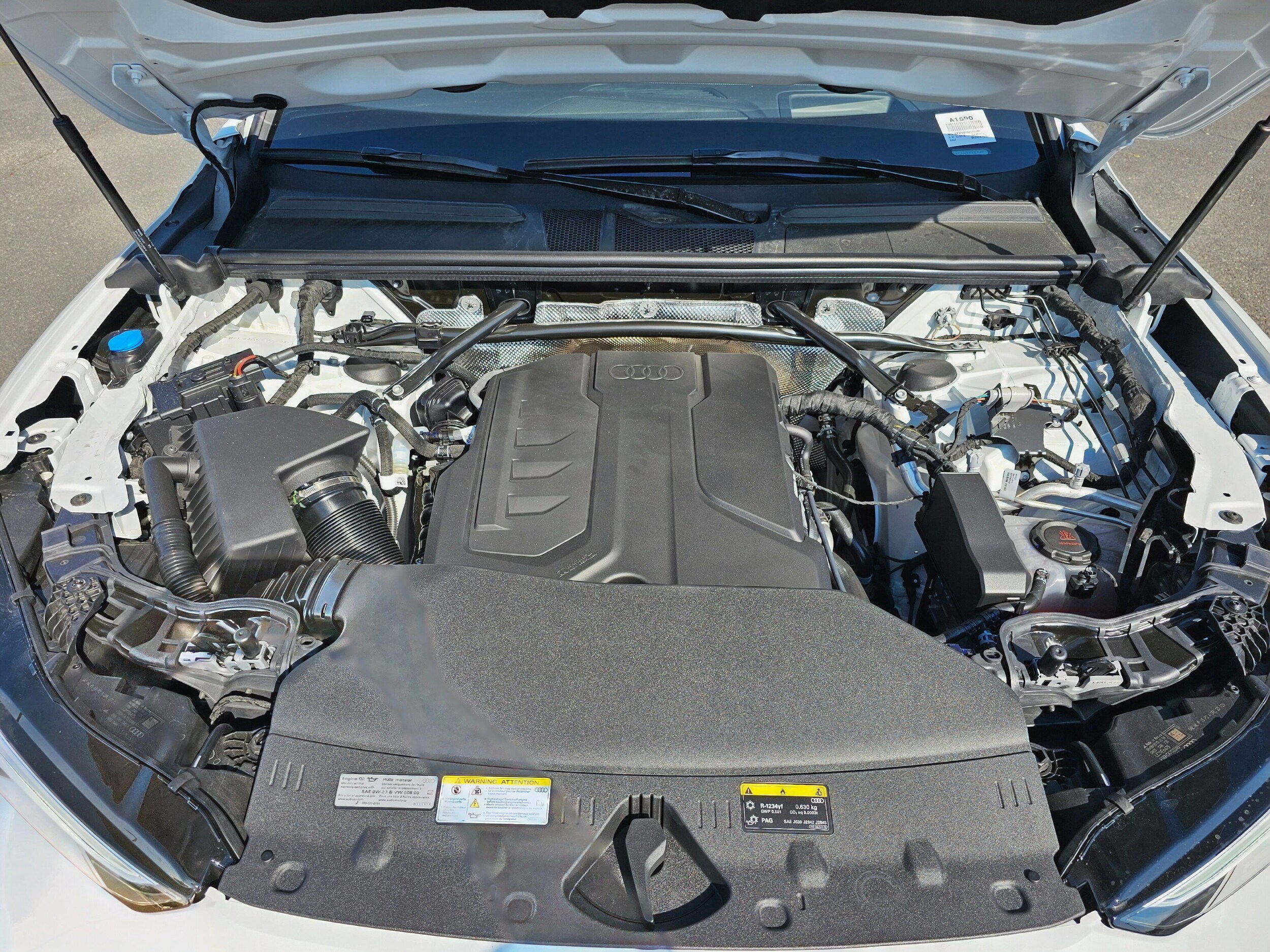 New 2025 Glacier White Audi 2.0T Premium Plus image 9