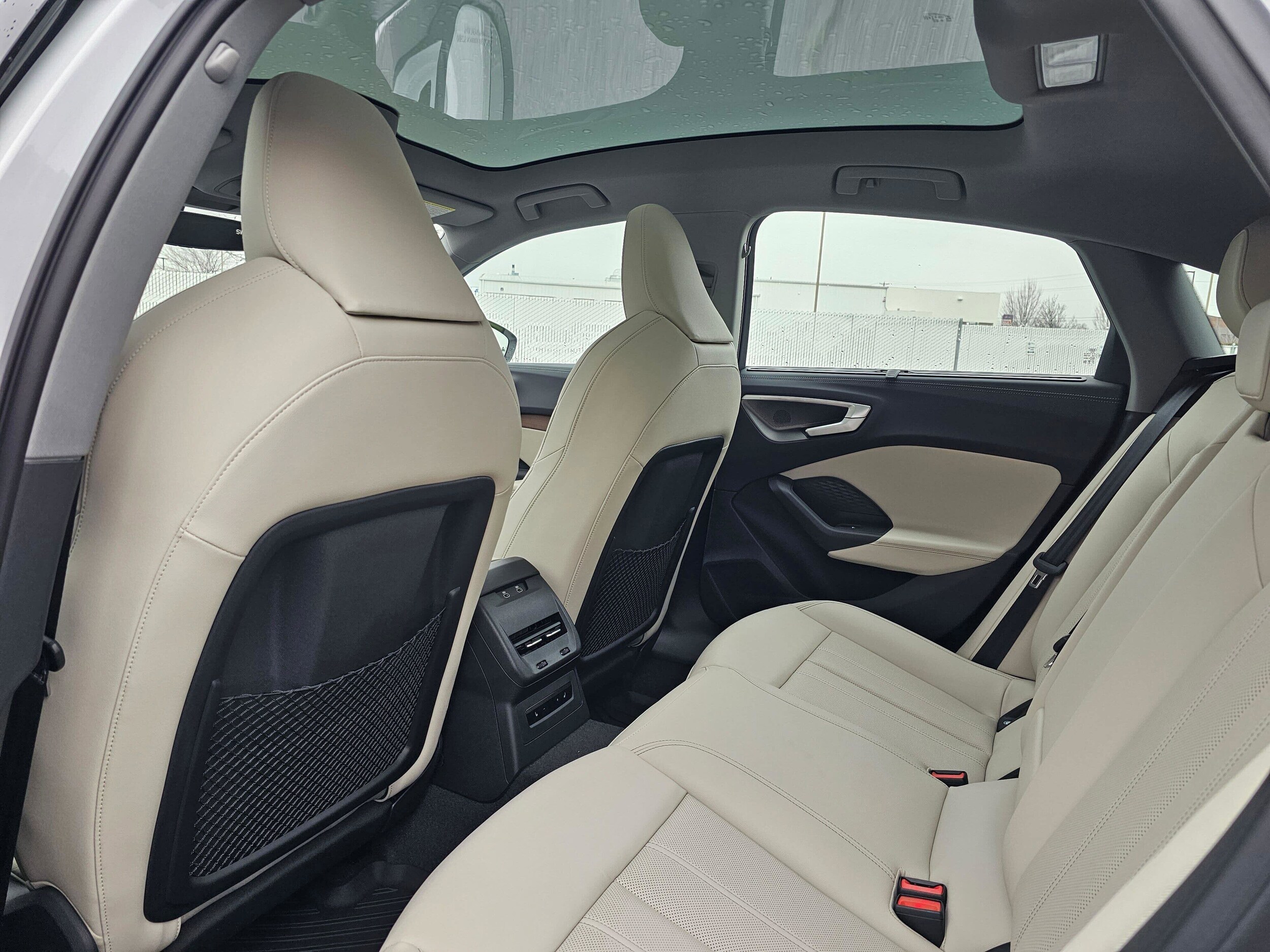 New 2025 Glacier White Audi 2.0T Prestige image 13