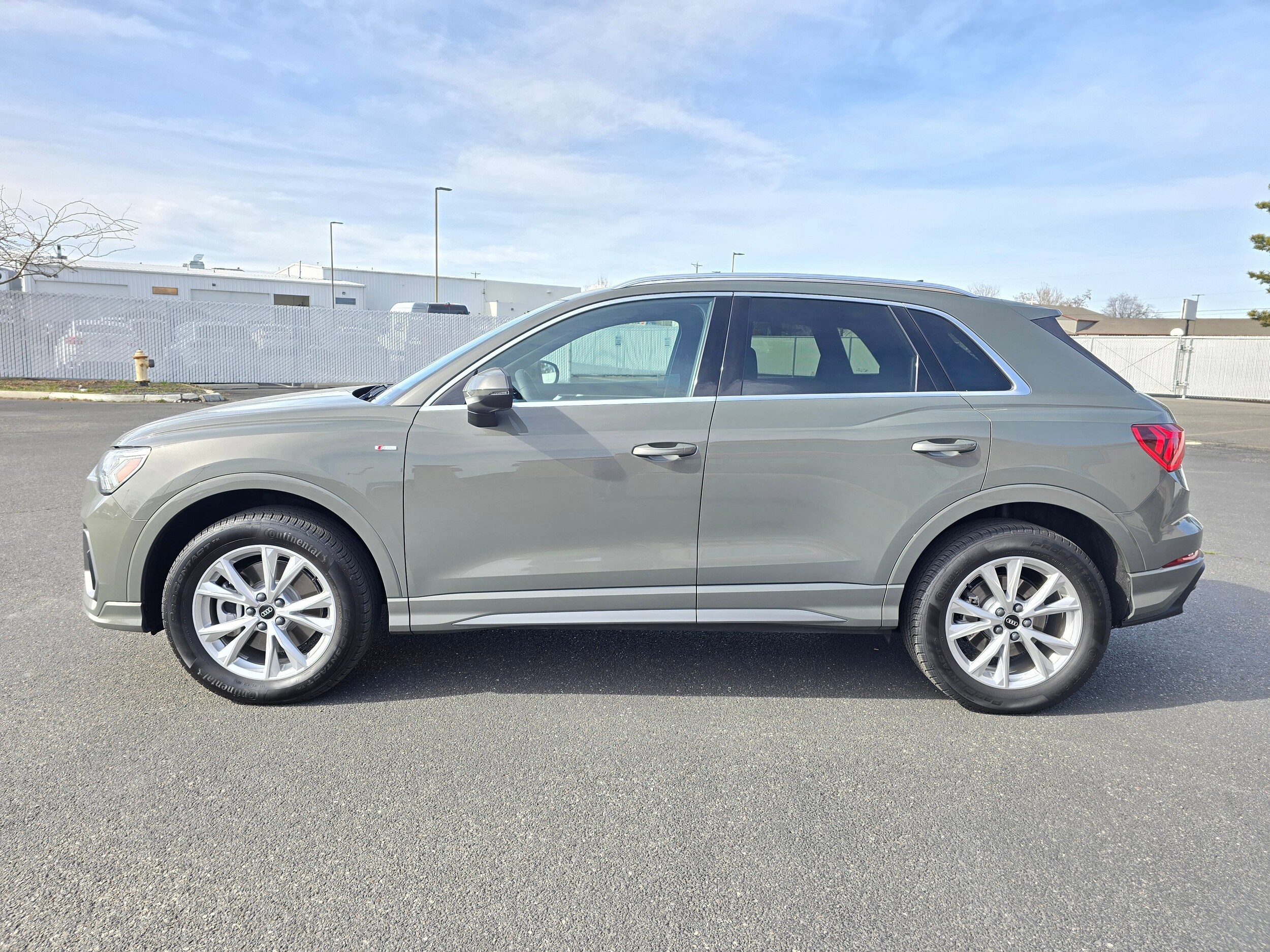 Certified Used 2025 Chronos Gray Metallic Audi S line Premium image 34