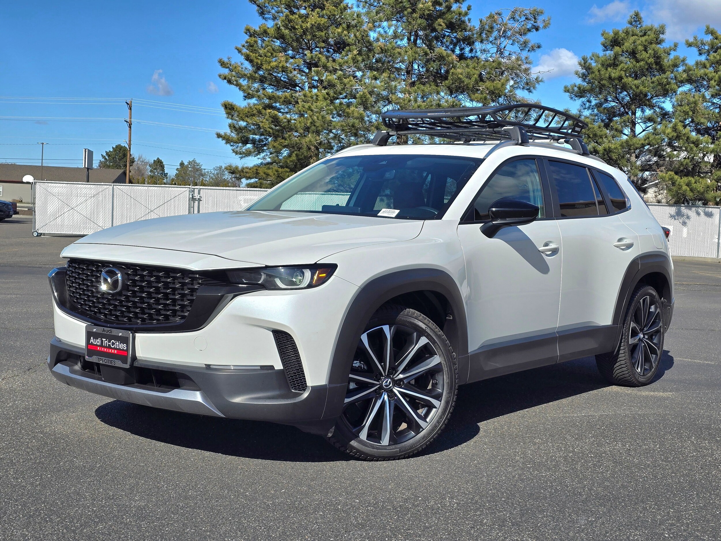 Used 2023 Wind Chill Pearl Mazda 2.5 Turbo image 31