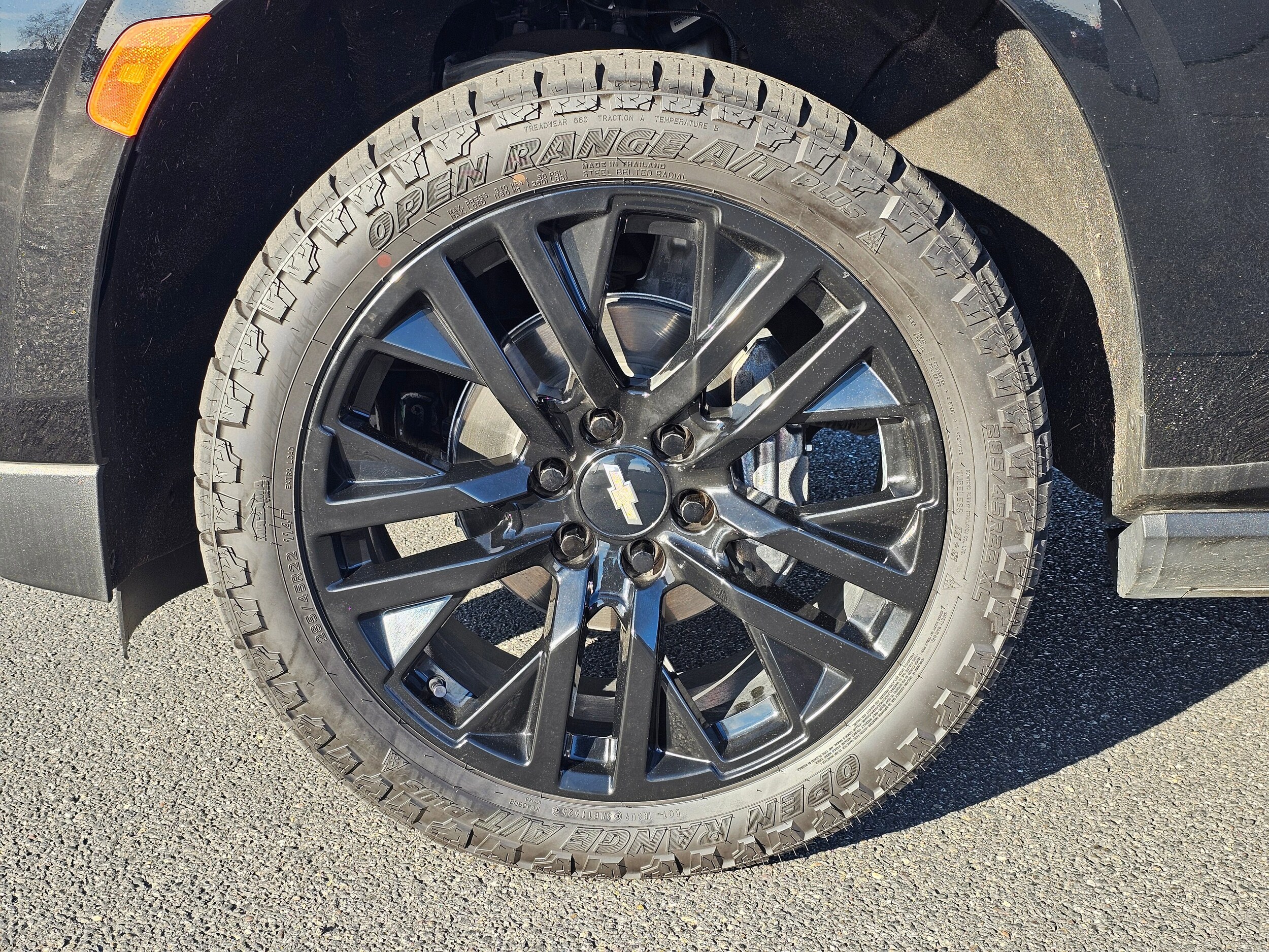 Used 2023 Black Chevrolet High Country image 40