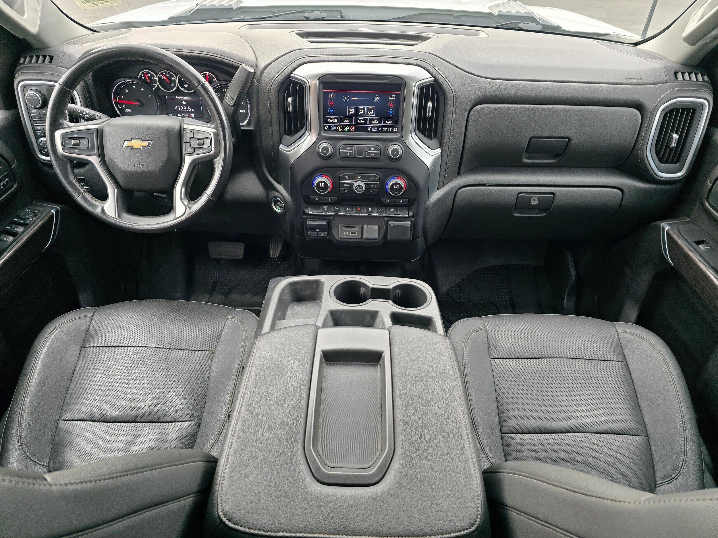 Used 2022 Summit White Chevrolet LTZ image 9