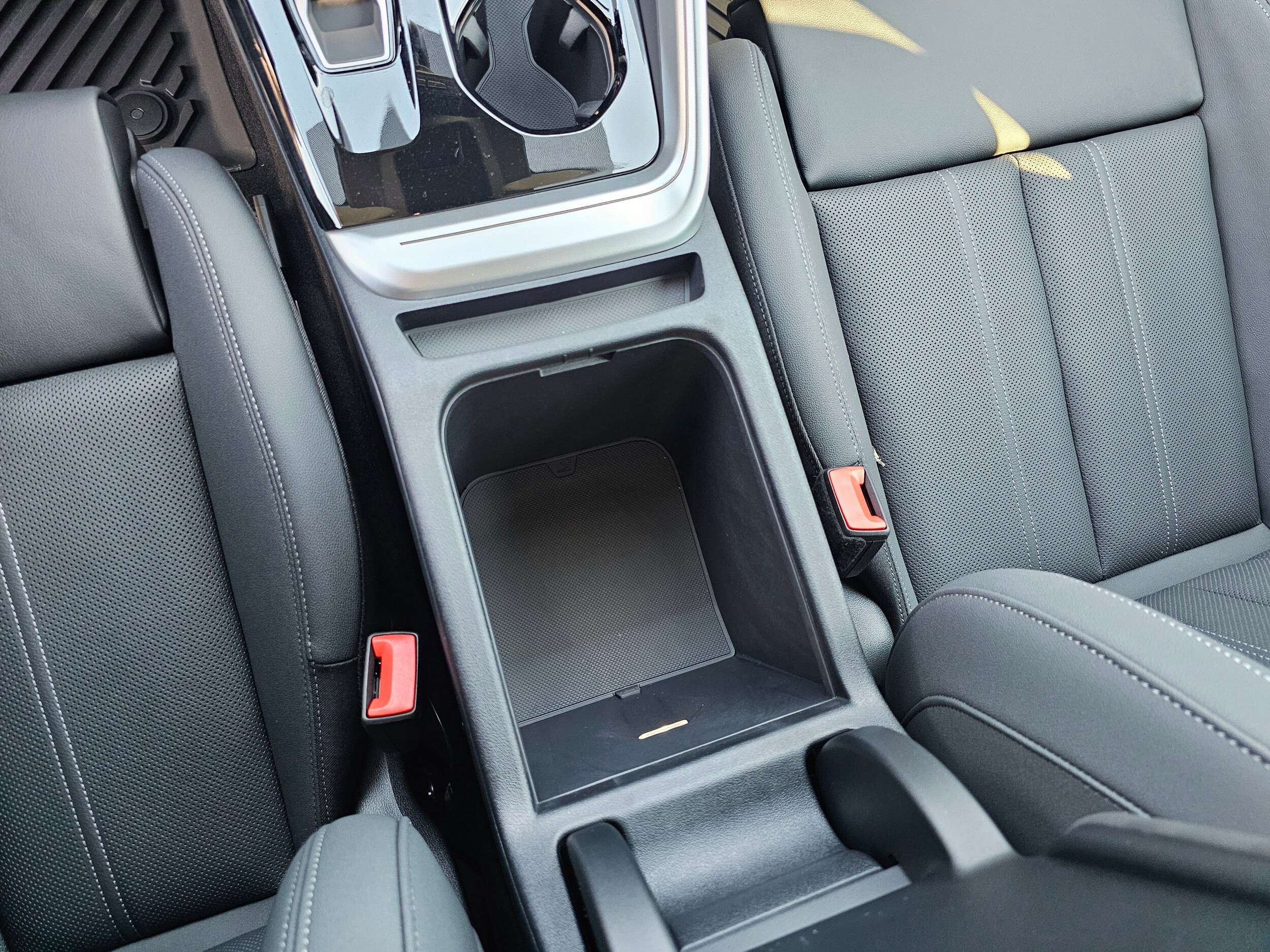 New 2025 Glacier White Audi 2.0T Premium Plus image 24