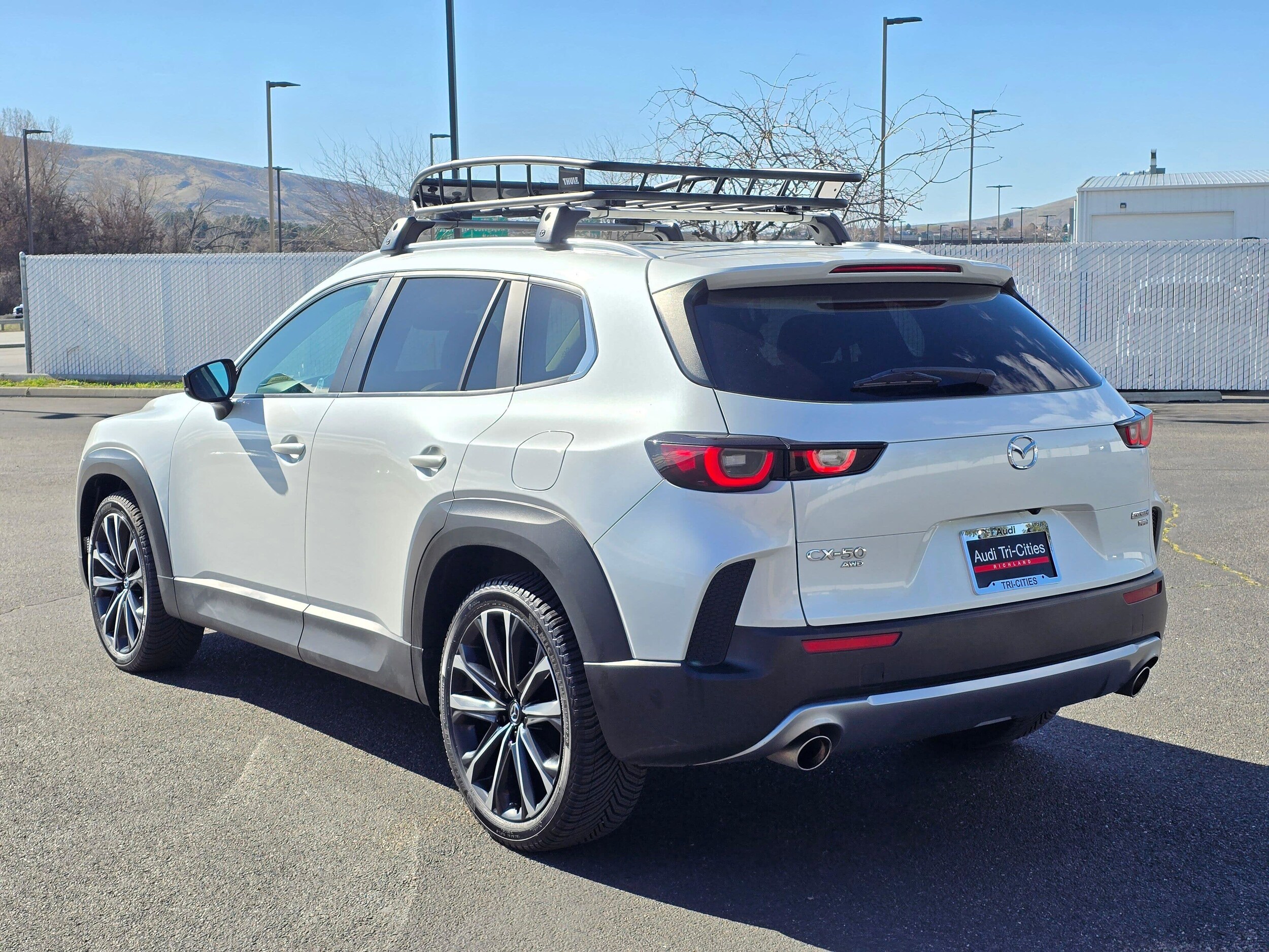 Used 2023 Wind Chill Pearl Mazda 2.5 Turbo image 4