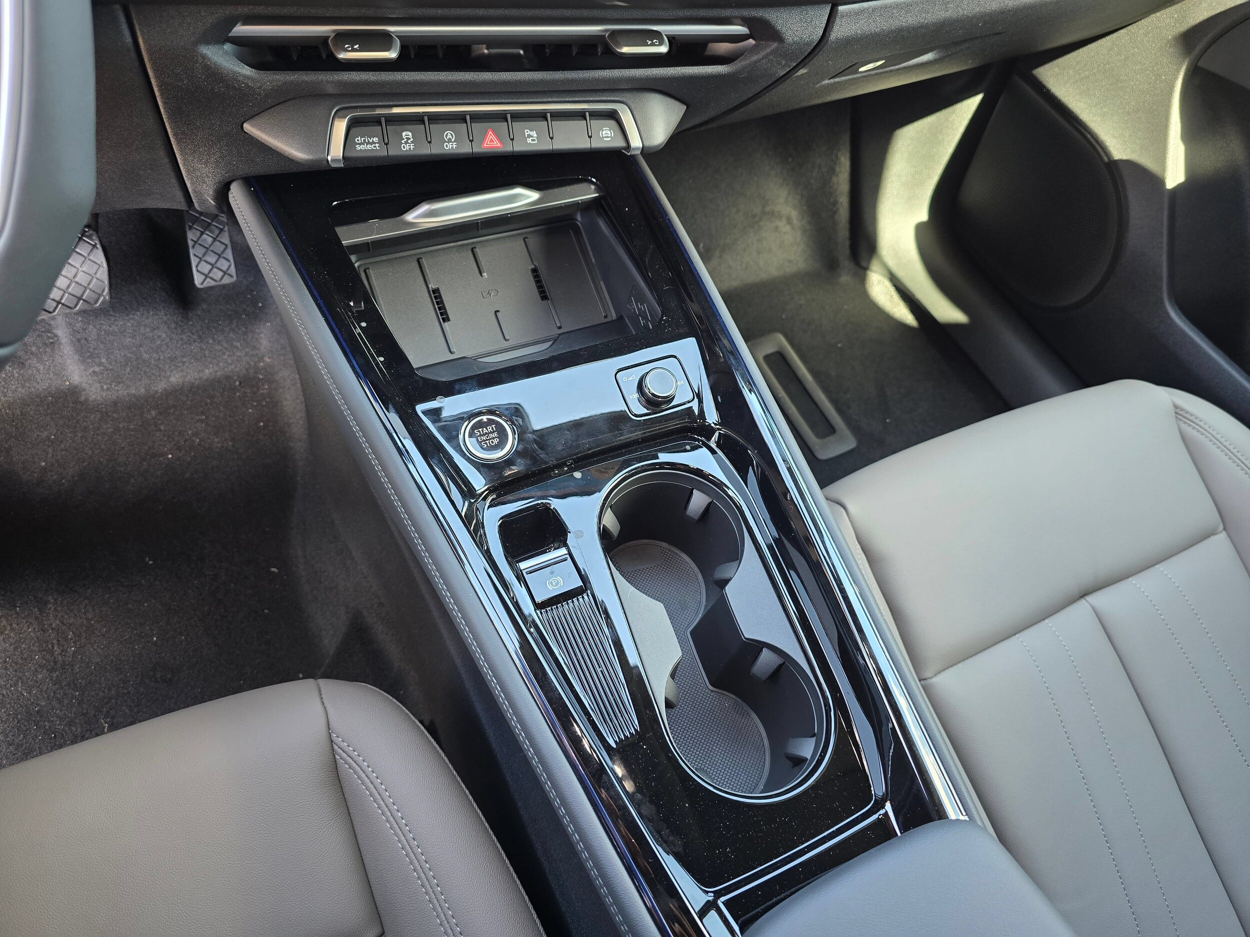 New 2026 Arrow Gray Pearl Audi S line image 52
