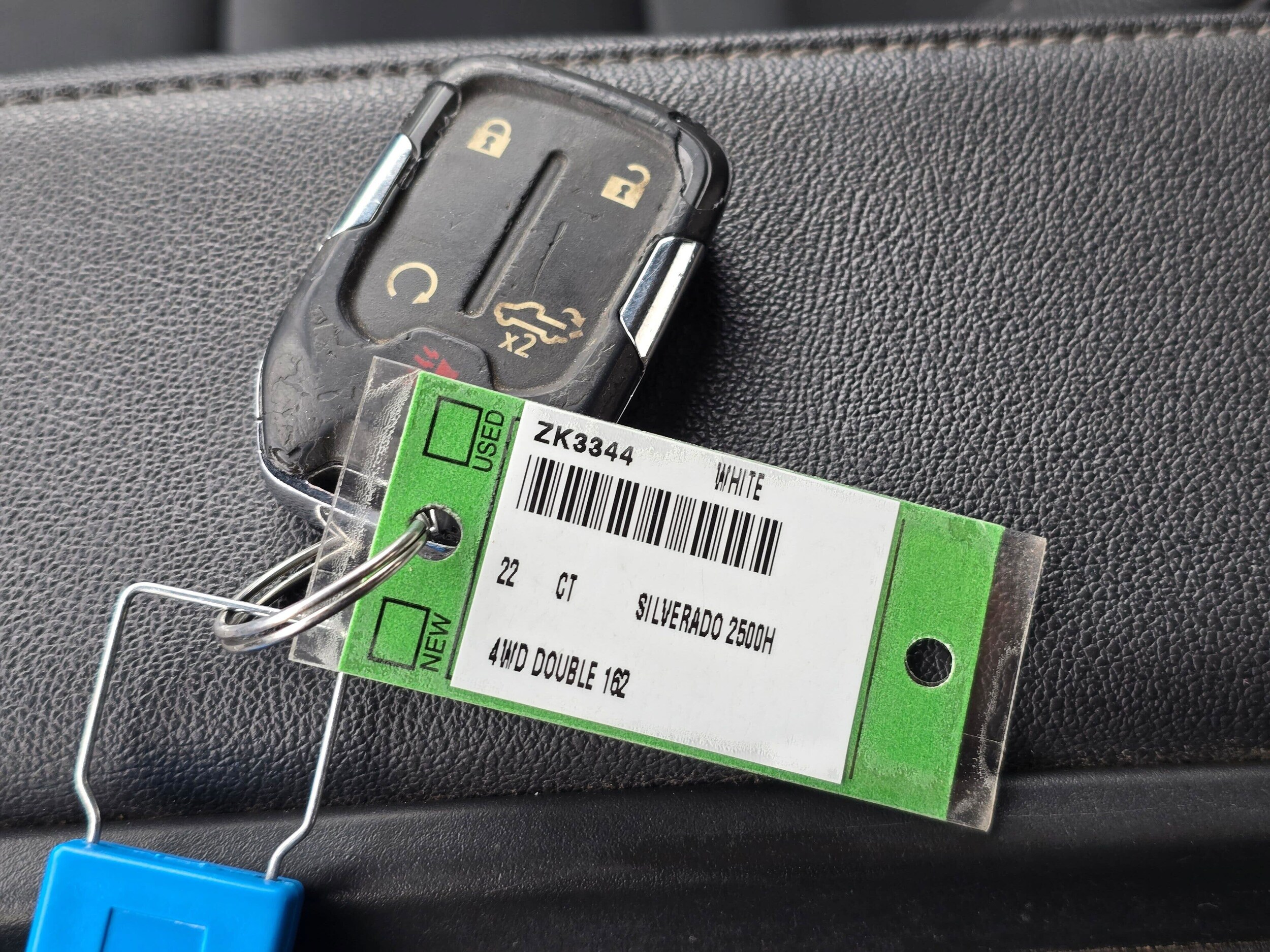 Used 2022 Summit White Chevrolet LTZ image 30