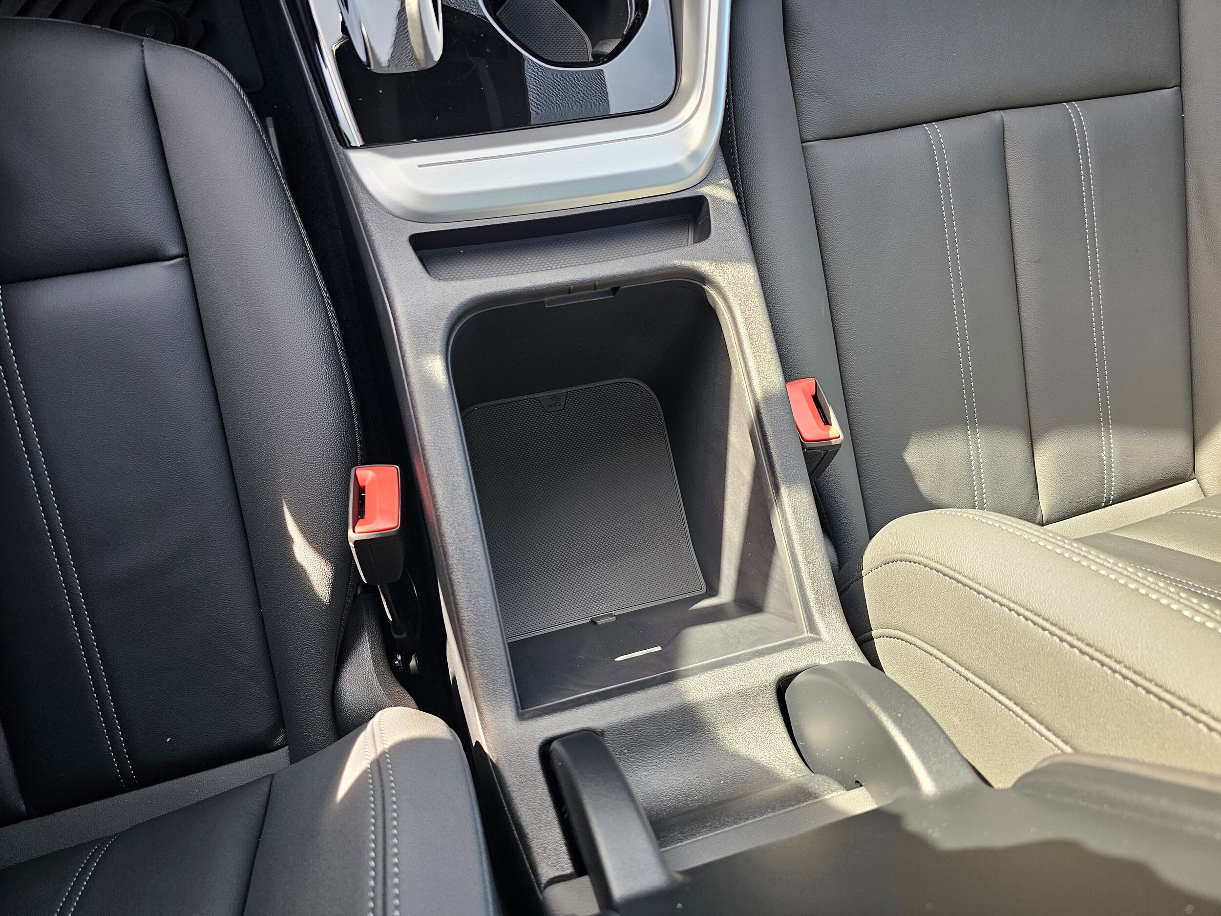 New 2025 Tambora Gray Audi 2.0T Premium image 24