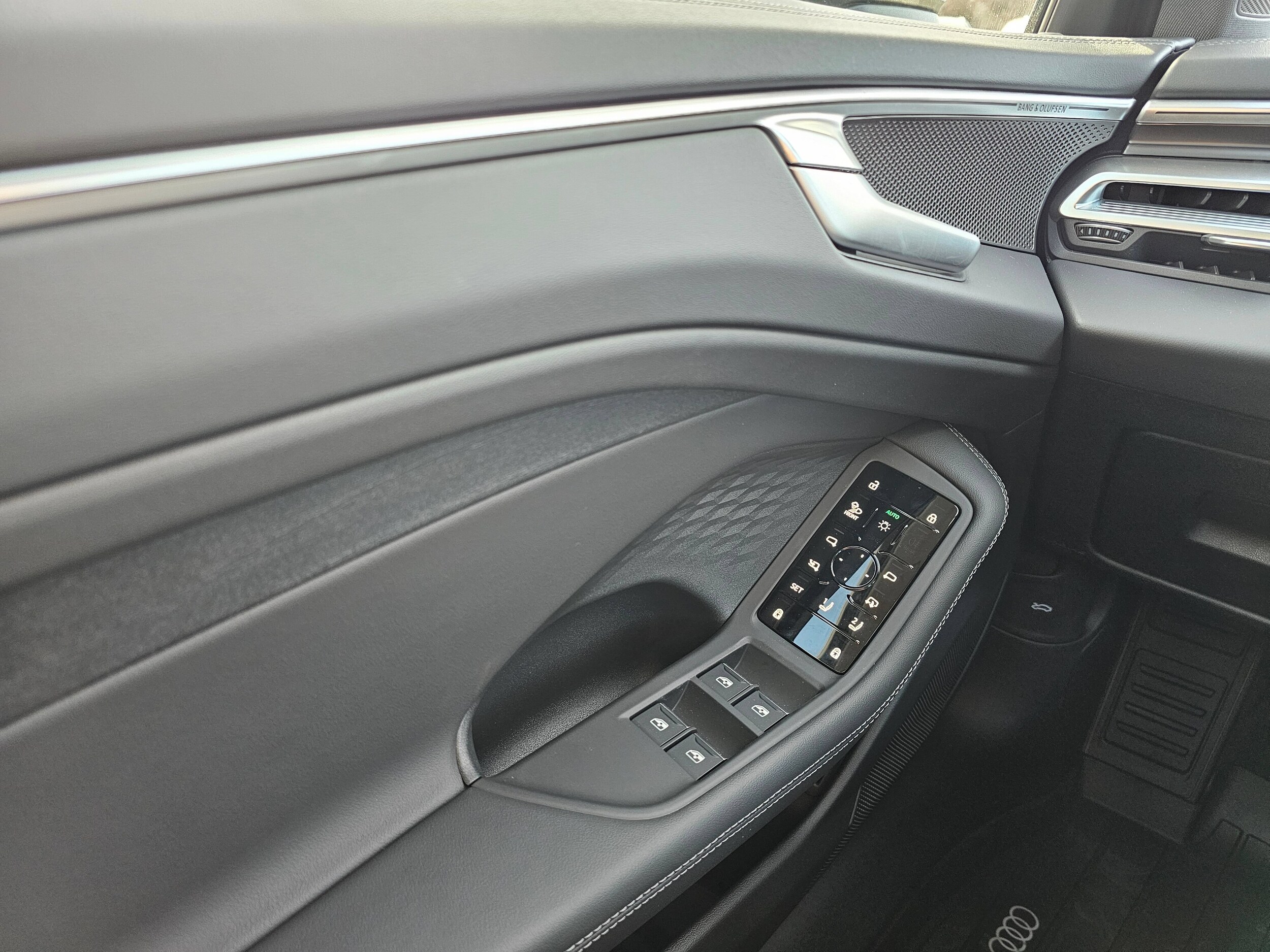 New 2026 Mythos Black Audi Prestige image 59