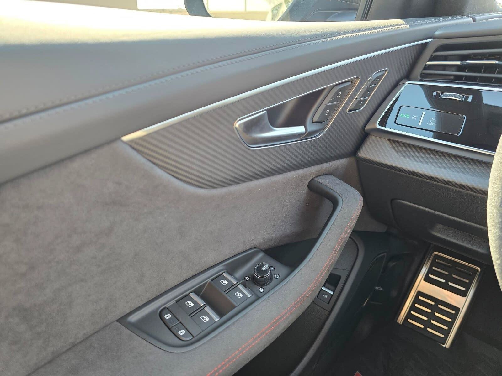 New 2026 Daytona Gray Pearl Audi 4.0T performance image 28