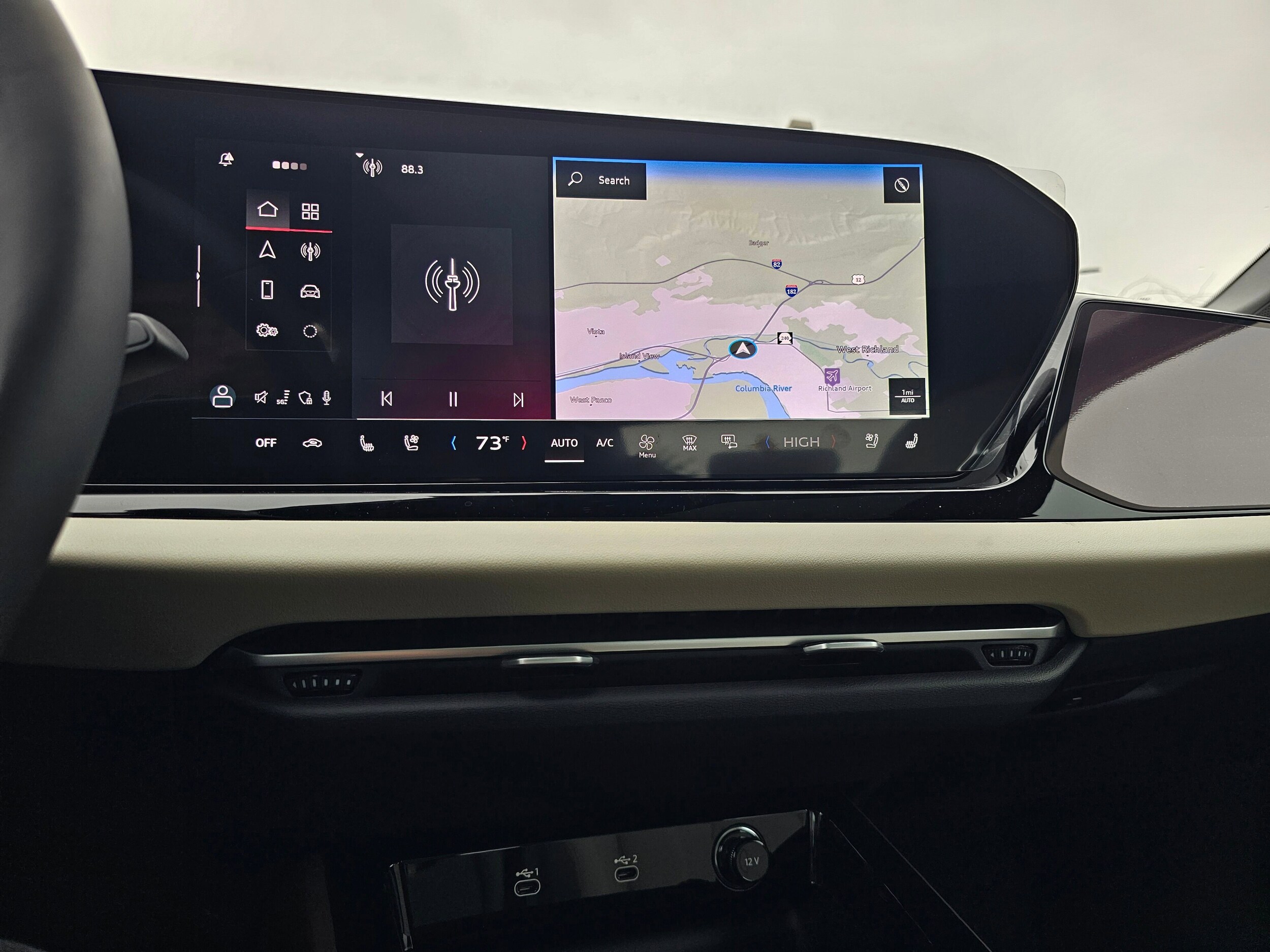 New 2025 Glacier White Audi 2.0T Prestige image 21