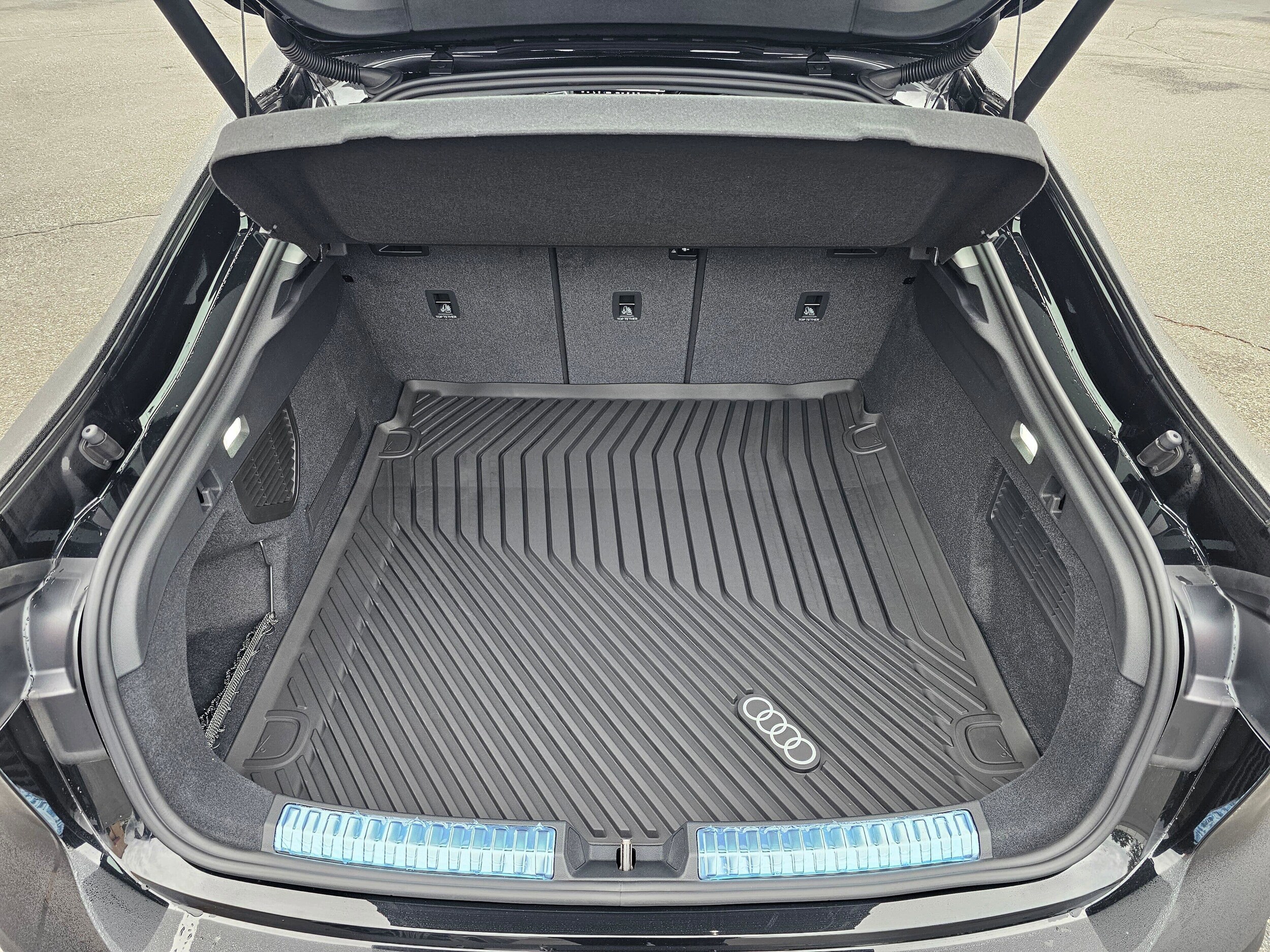 New 2025 Mythos Black Audi 2.0T Premium Plus image 29