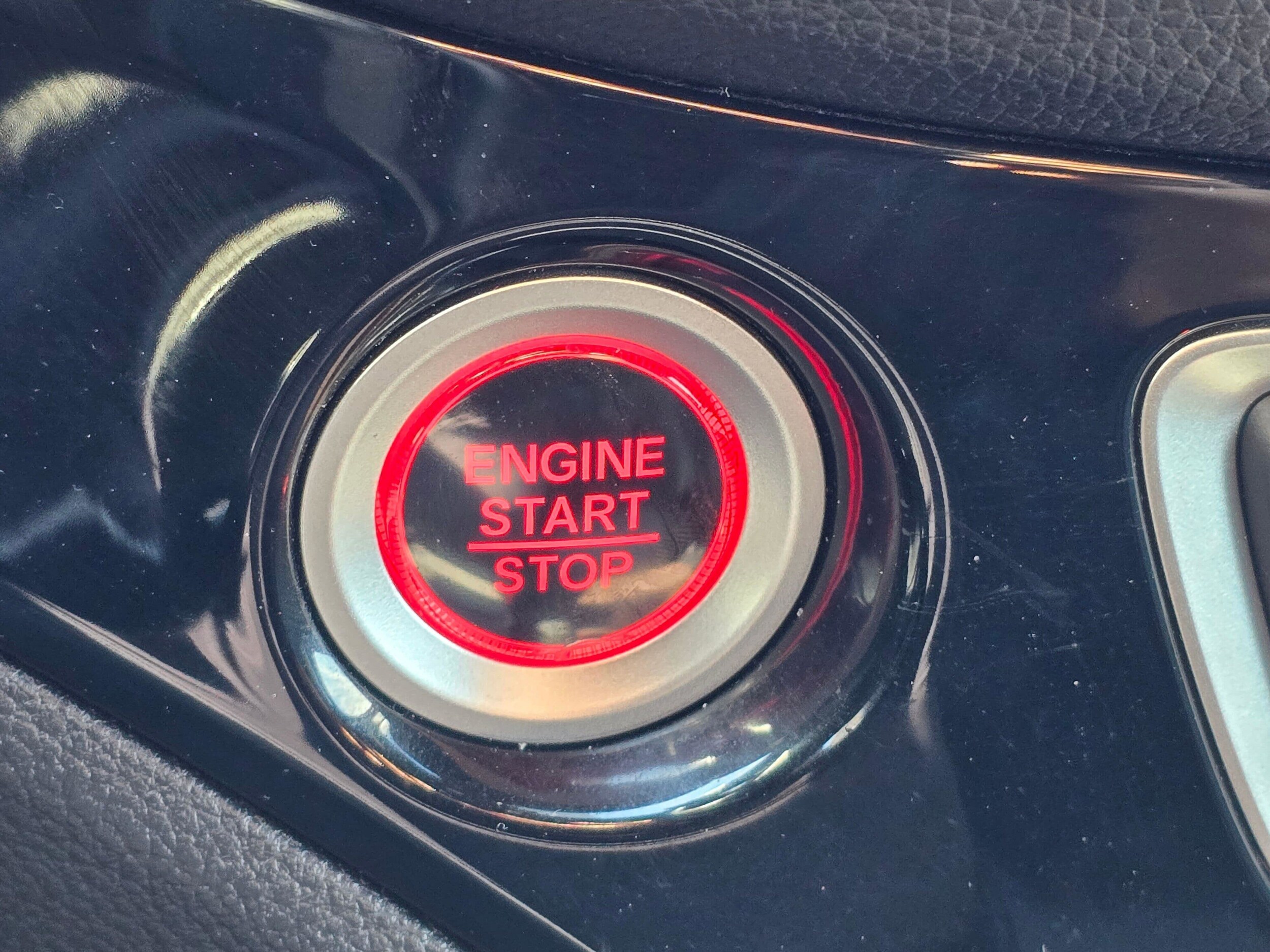 Used 2021 Platinum White Pearl Honda Black Edition image 22