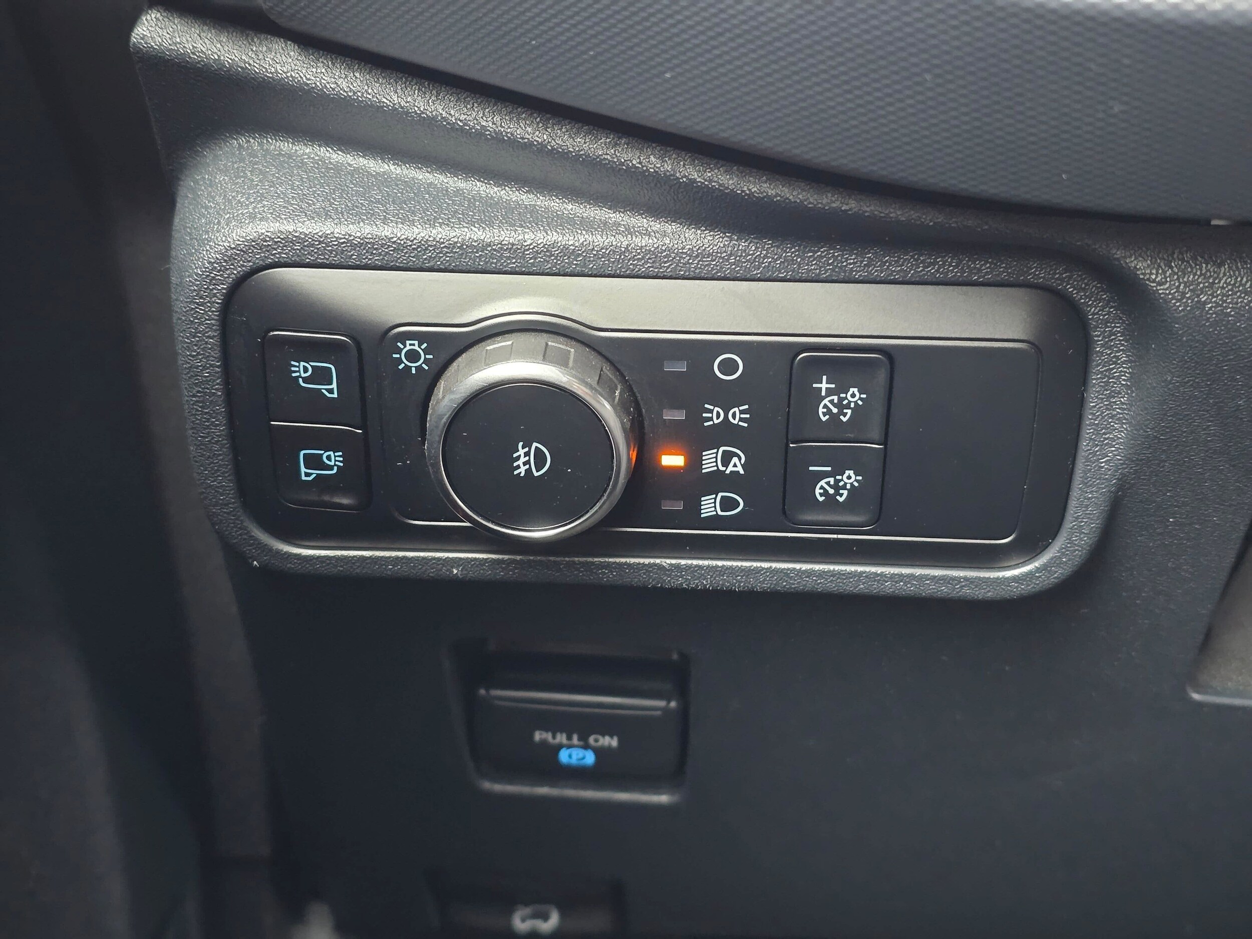 Used 2024 Cactus Gray Ford Raptor image 27