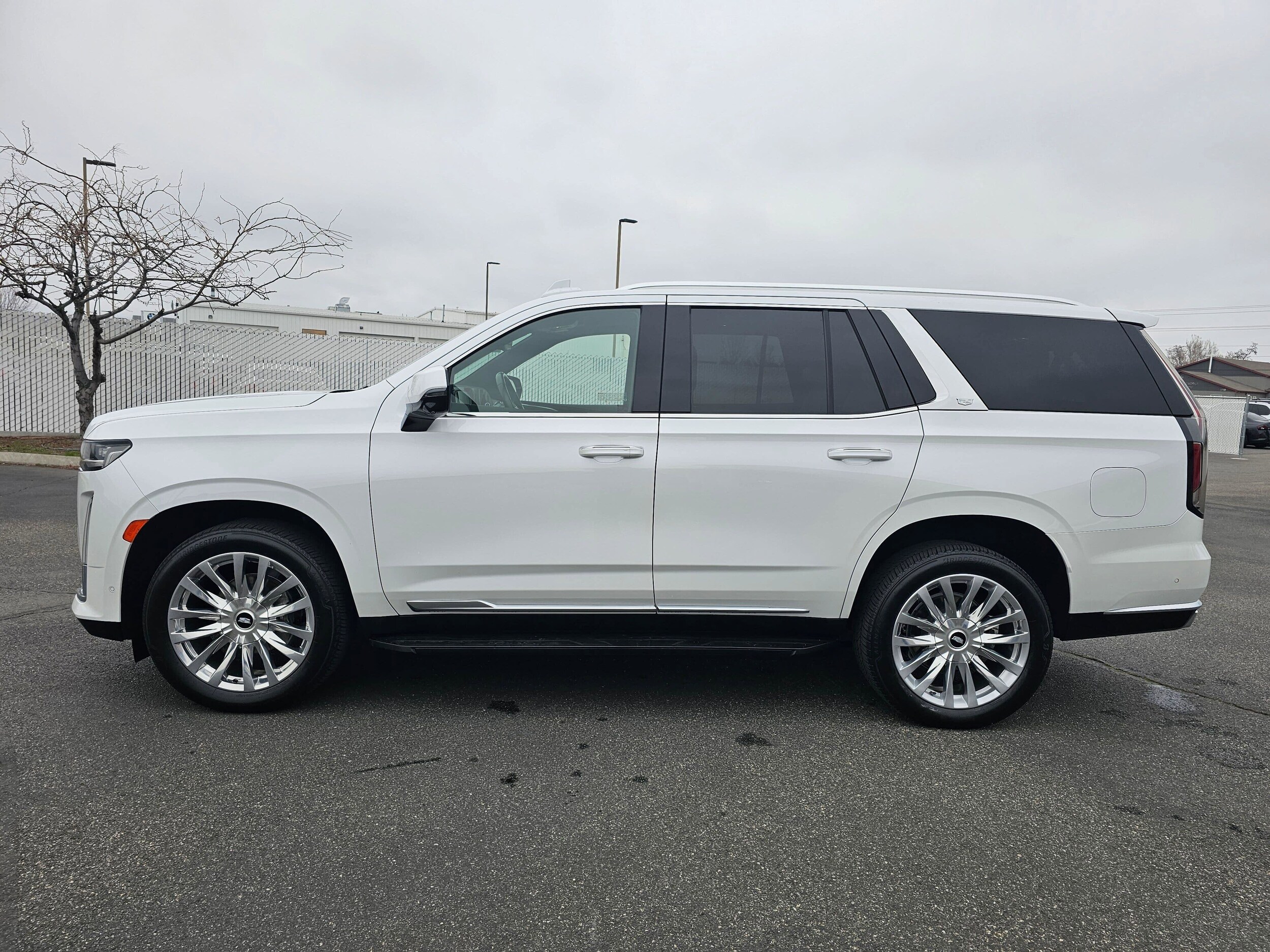 Used 2023 Crystal White Tricoat Cadillac 4WD Premium Luxury image 3