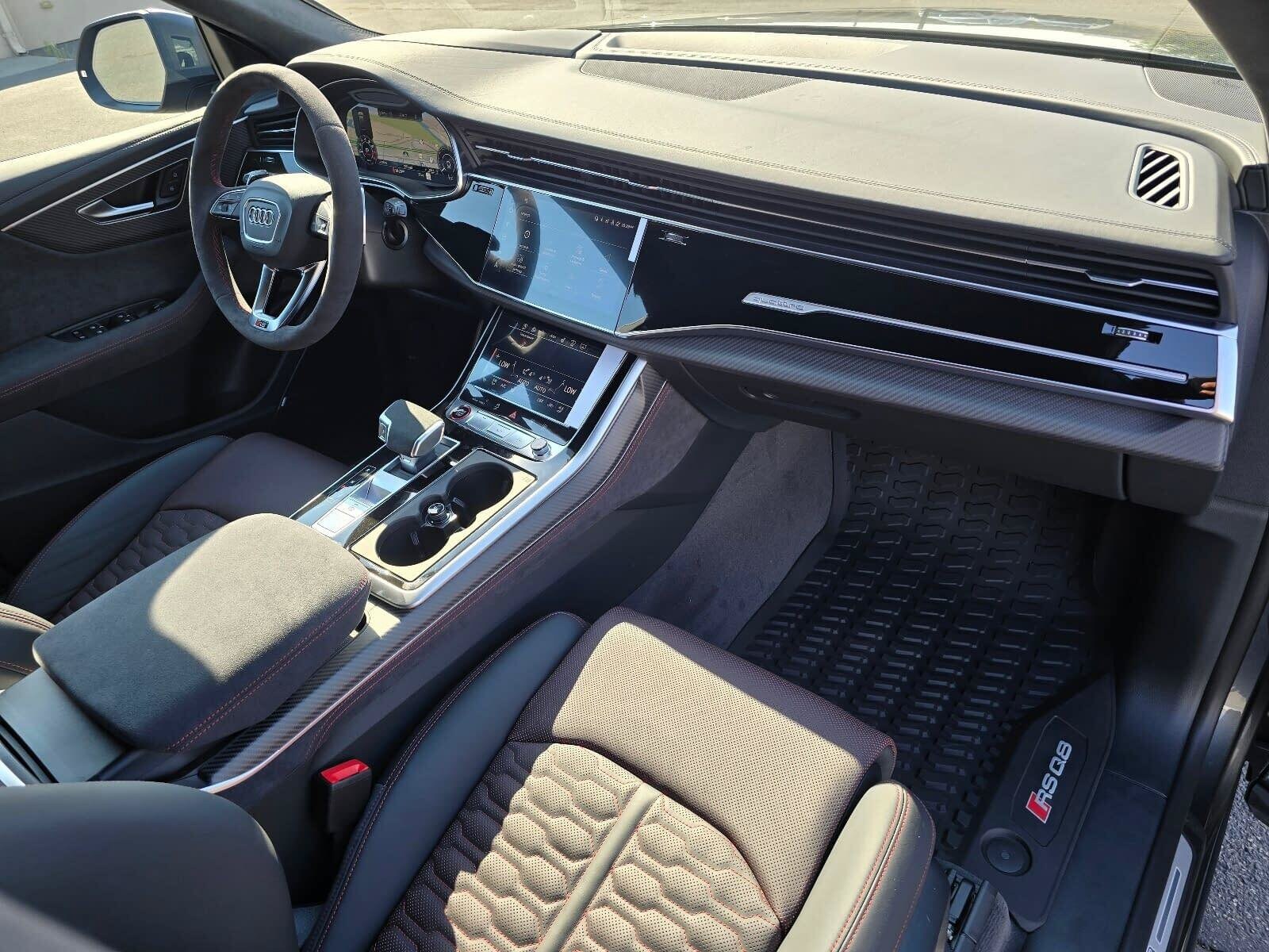 New 2026 Daytona Gray Pearl Audi 4.0T performance image 15