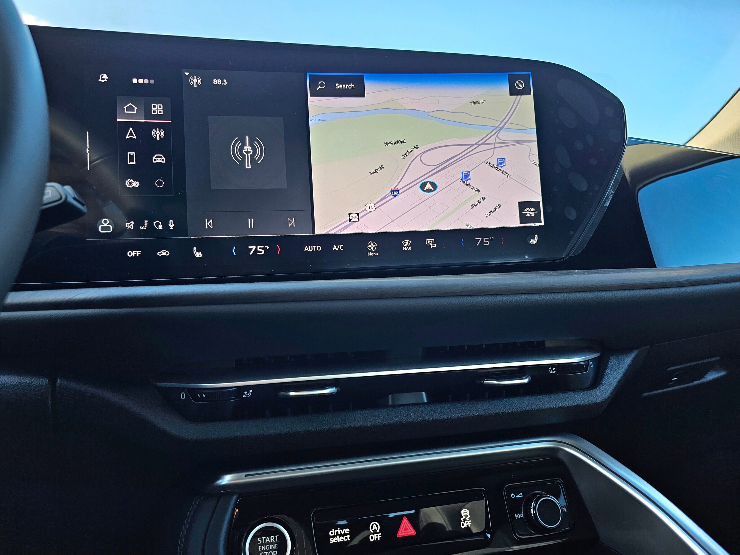 New 2025 Navarra Blue Audi 2.0T Premium image 10