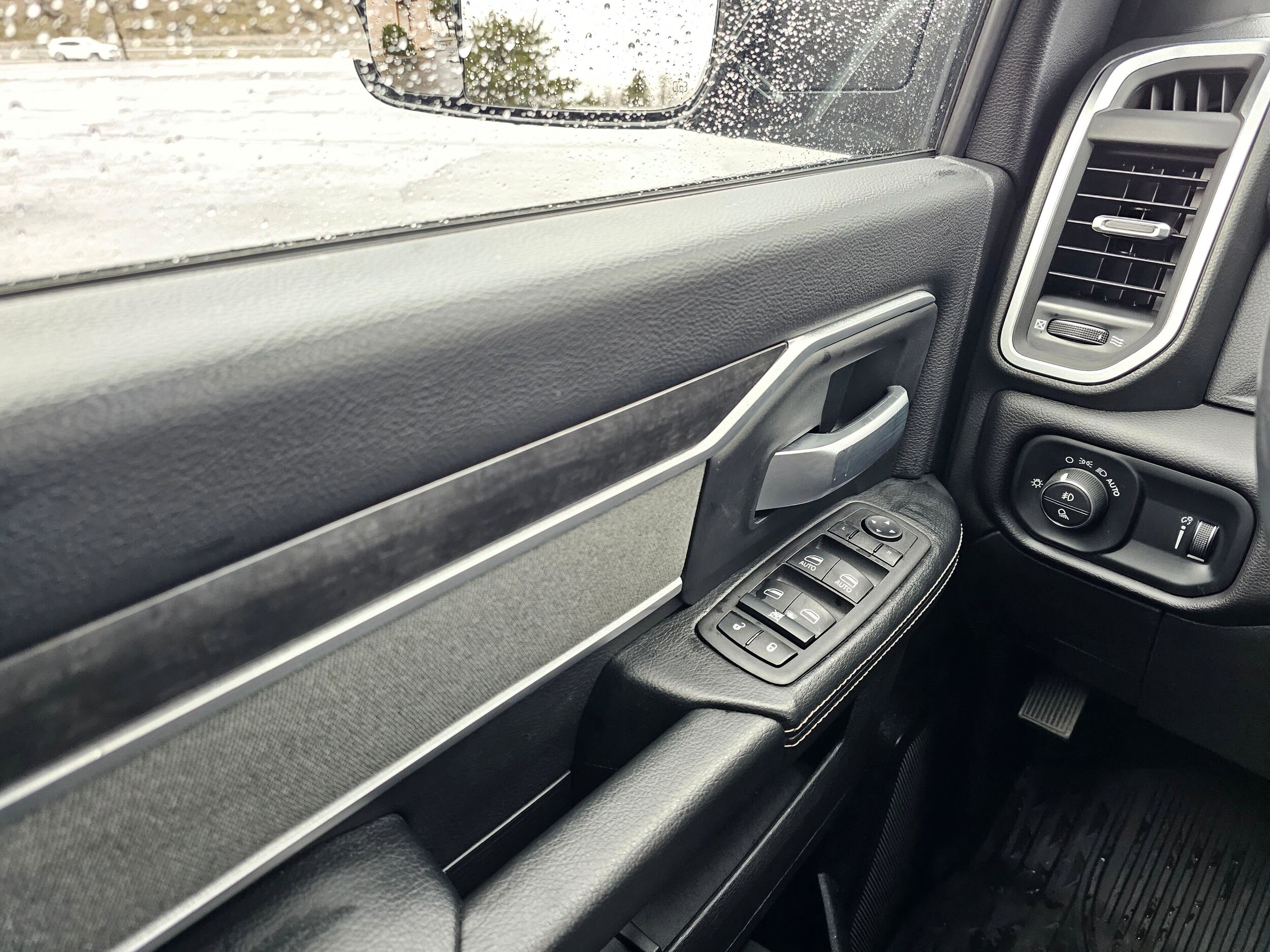 Used 2022 Patriot Blue Pearlcoat Ram Big Horn image 28