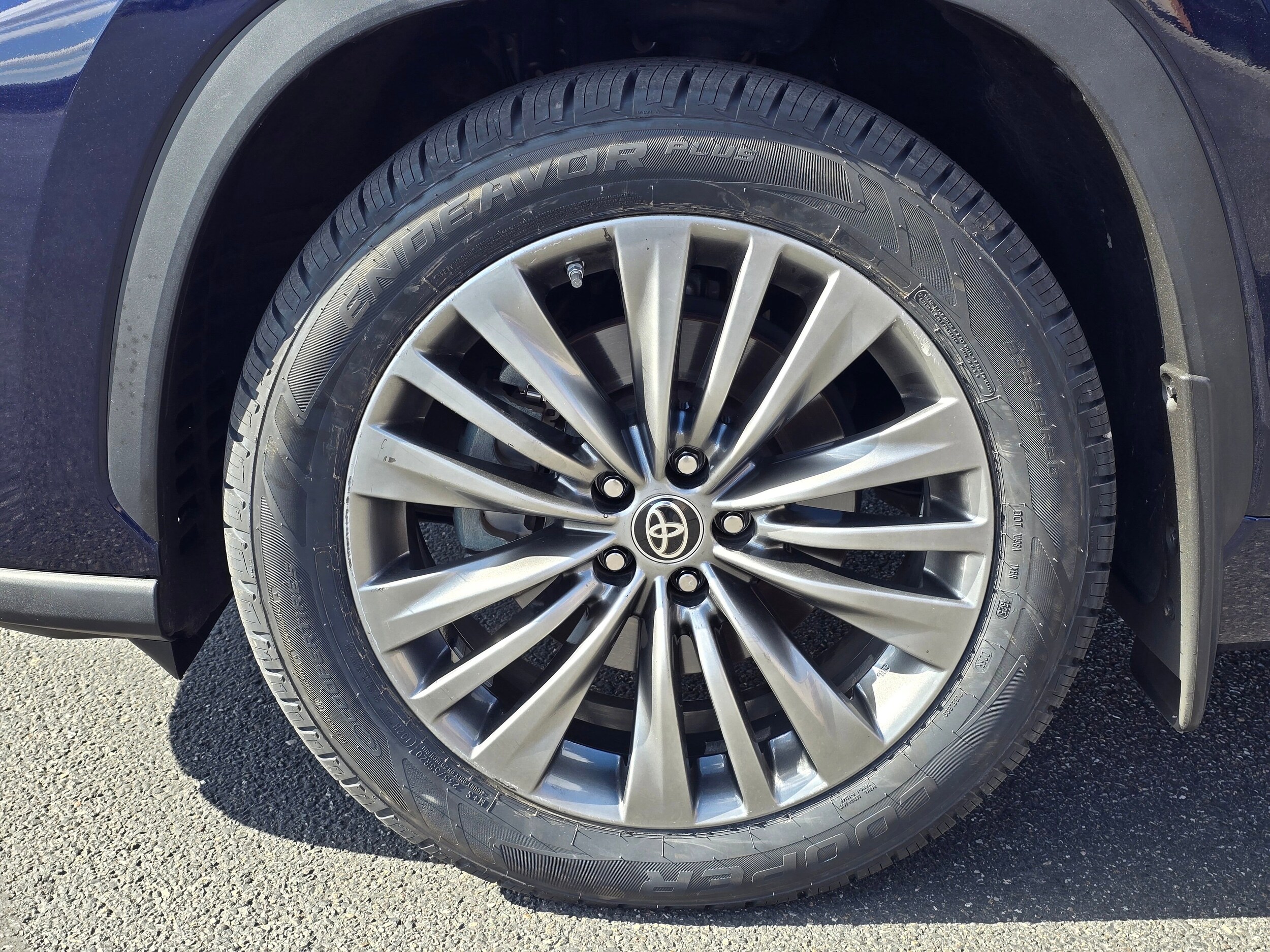 Used 2020 Blueprint Toyota Platinum image 39