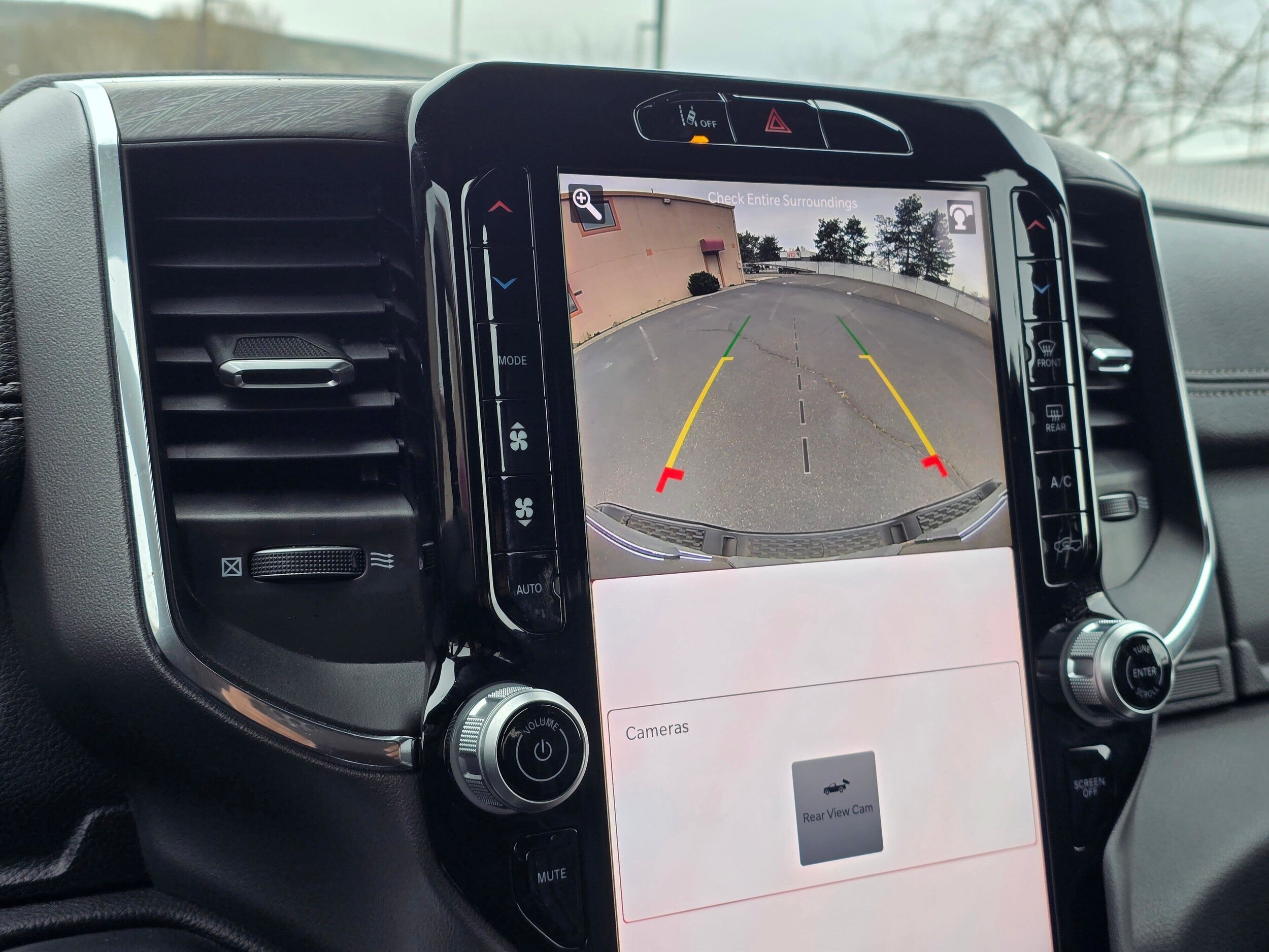 Used 2025 Diamond Black Crystal Pearlcoat Ram Laramie image 21