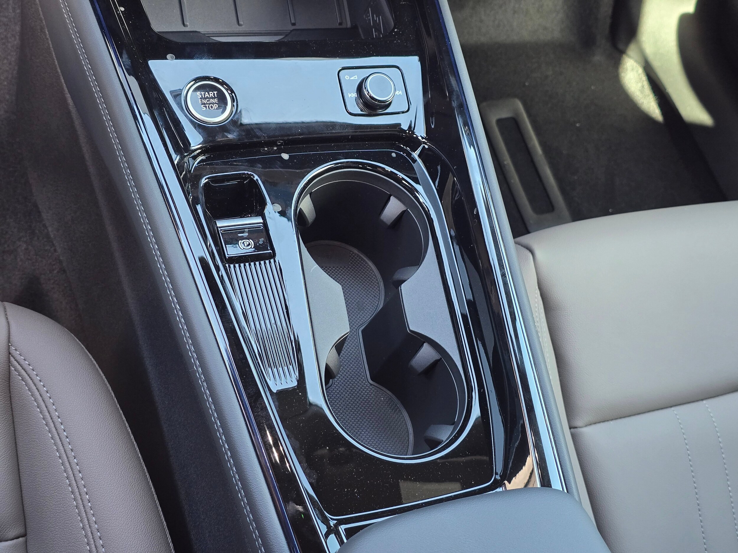 New 2026 Arrow Gray Pearl Audi S line image 53