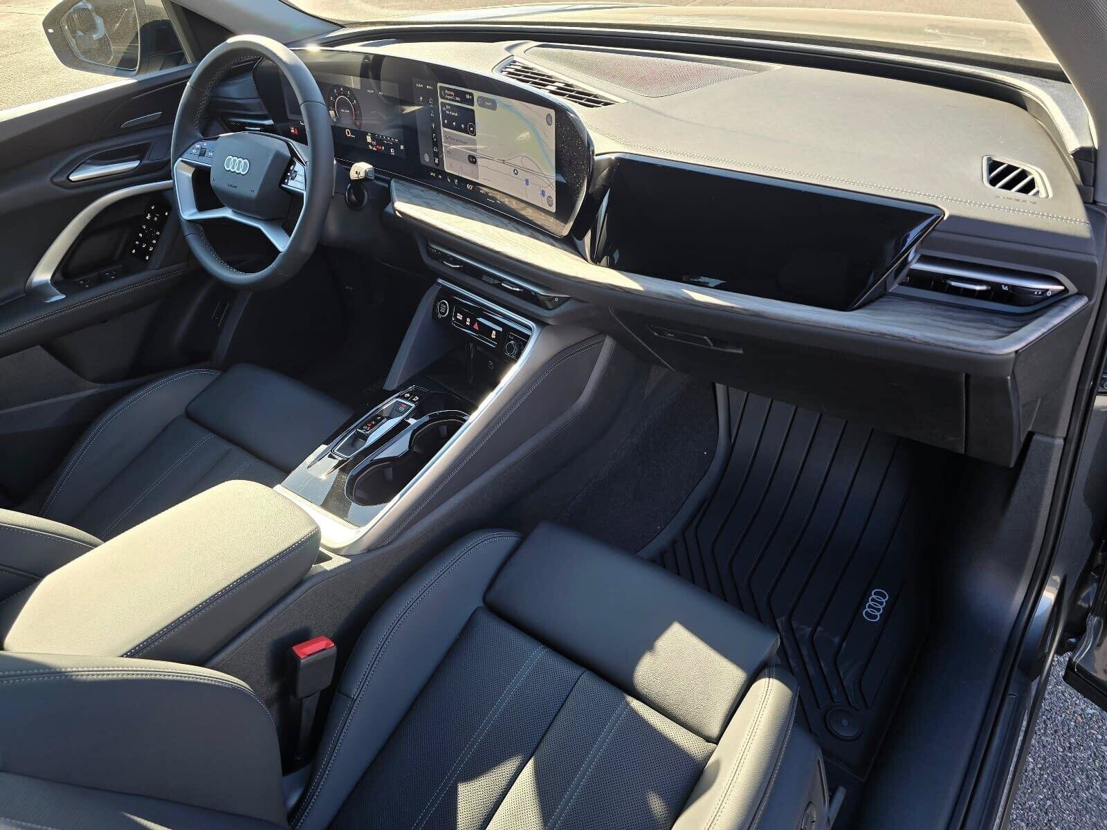 New 2026 Daytona Gray Pearl Audi 2.0T Premium Plus image 15