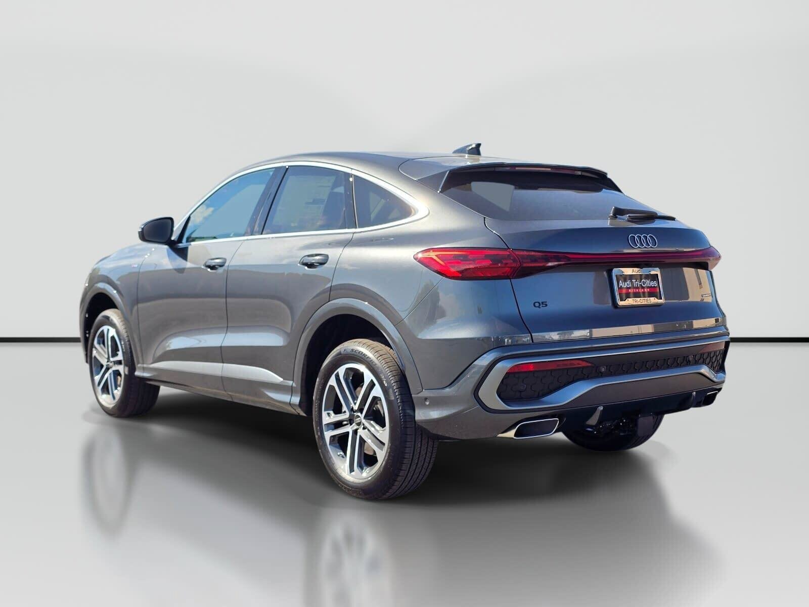 New 2026 Daytona Gray Pearl Audi 2.0T Premium image 4