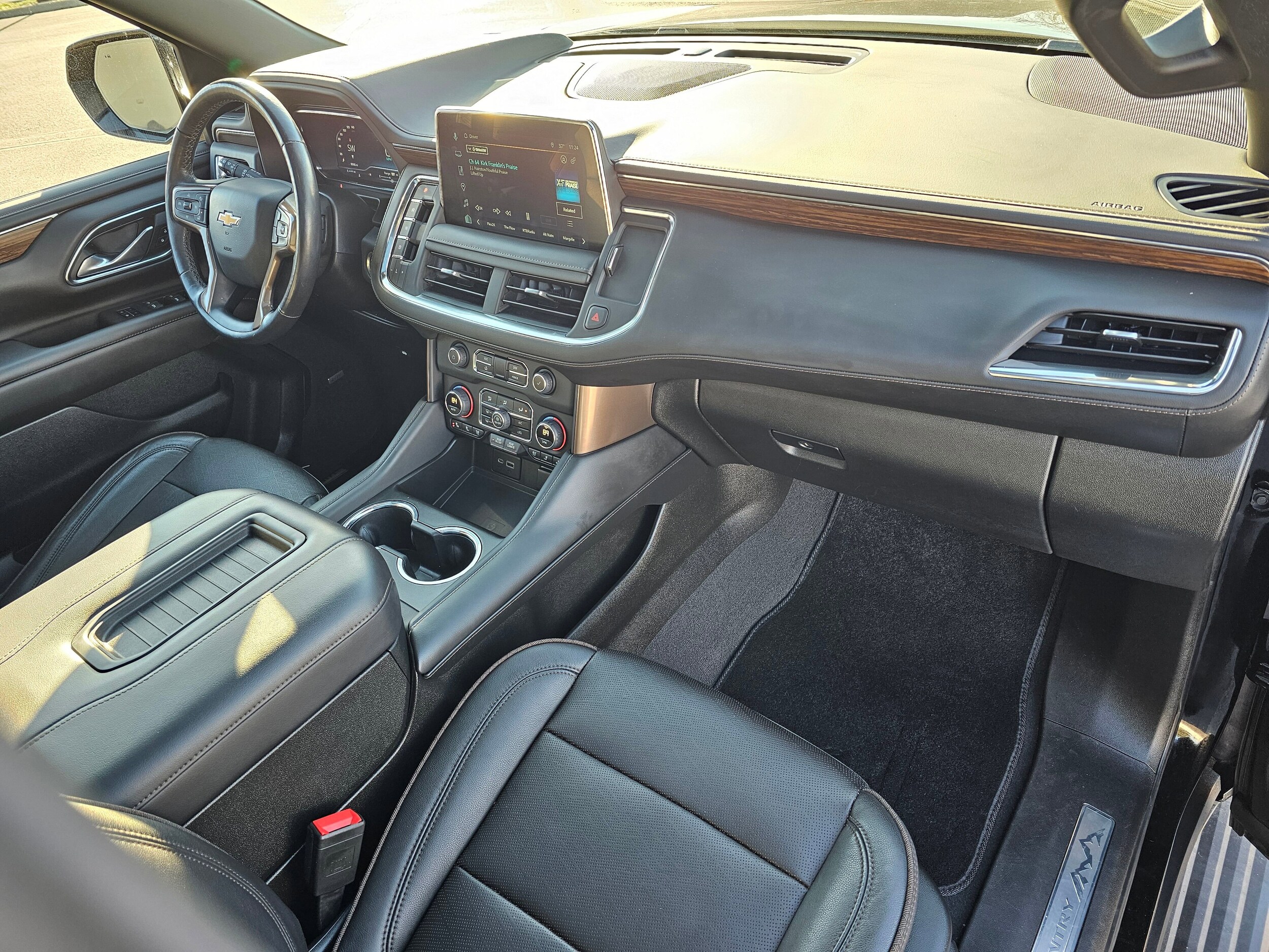 Used 2023 Black Chevrolet High Country image 48