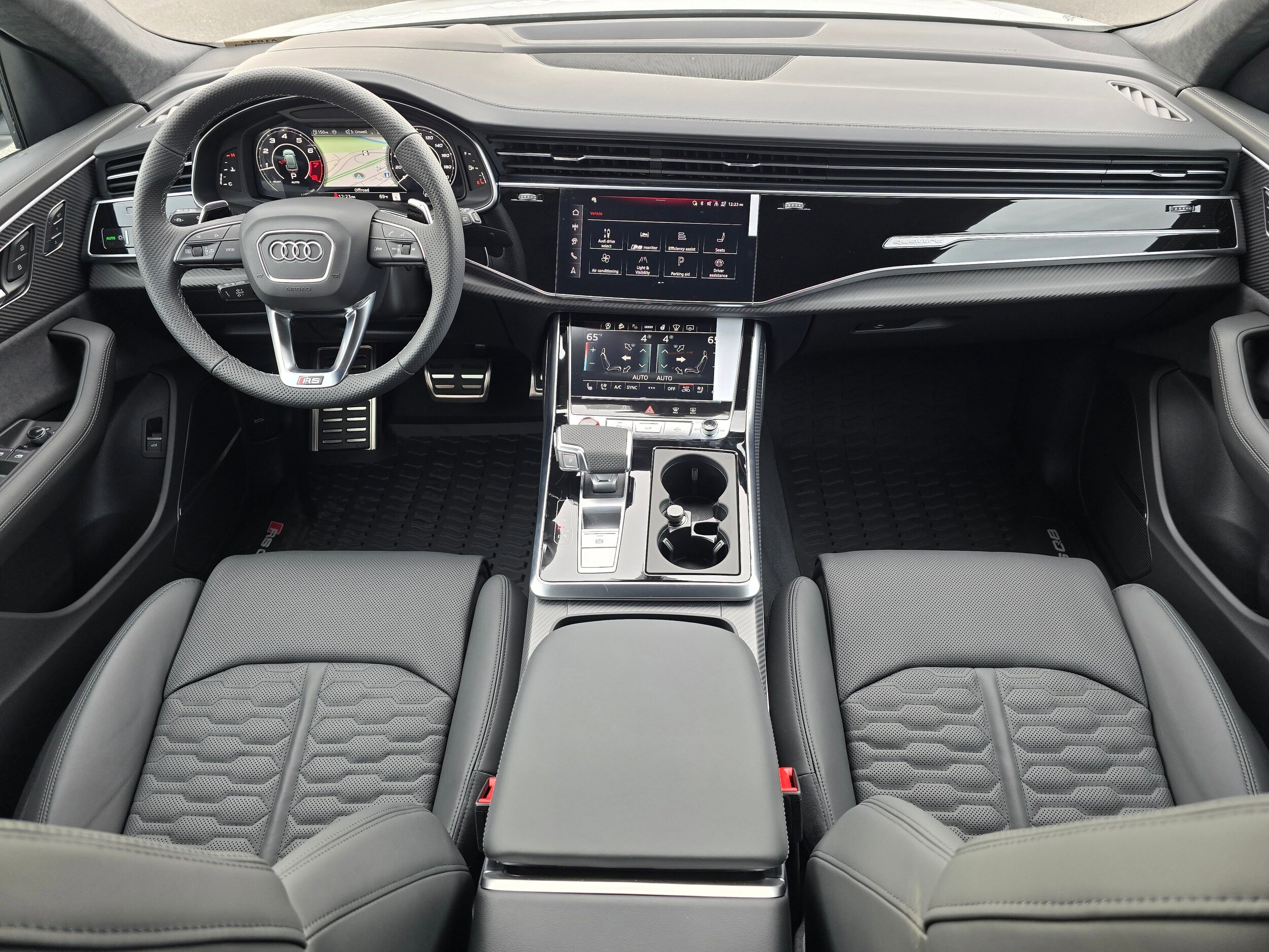 New 2026 Glacier White Audi 4.0T performance image 41