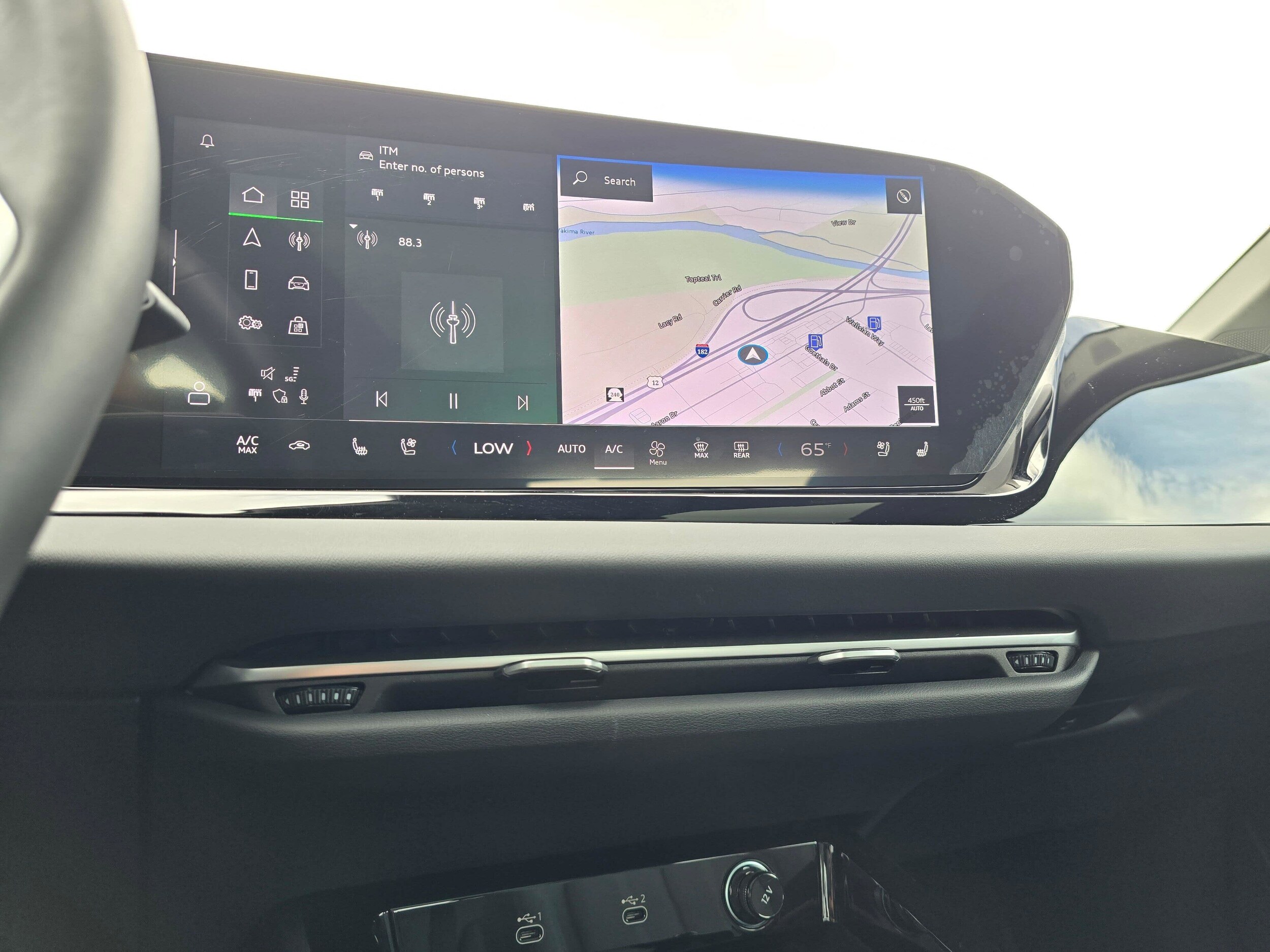 Certified Used 2025 Glacier White Metallic Audi Premium Plus image 19