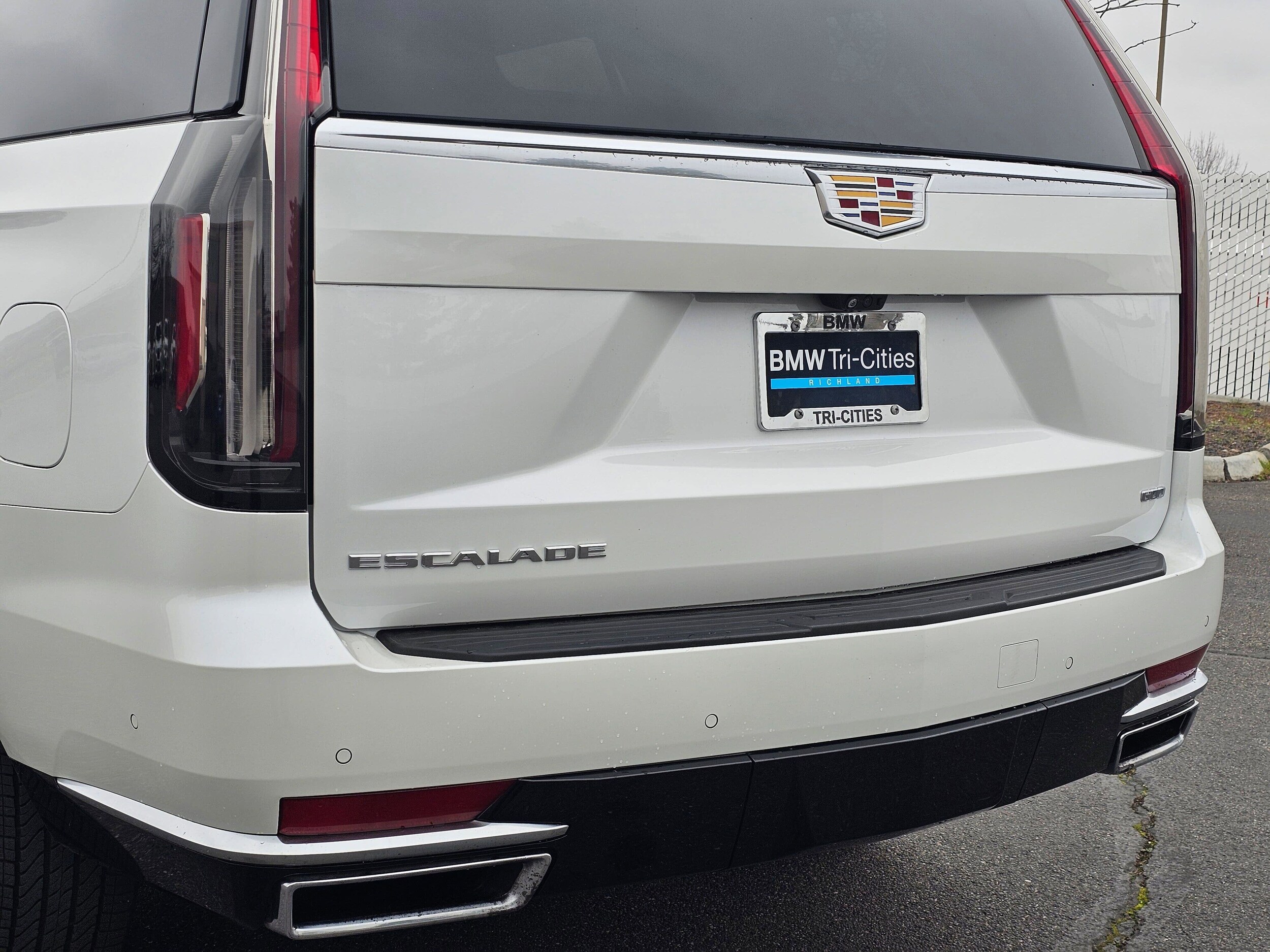 Used 2023 Crystal White Tricoat Cadillac 4WD Premium Luxury image 7