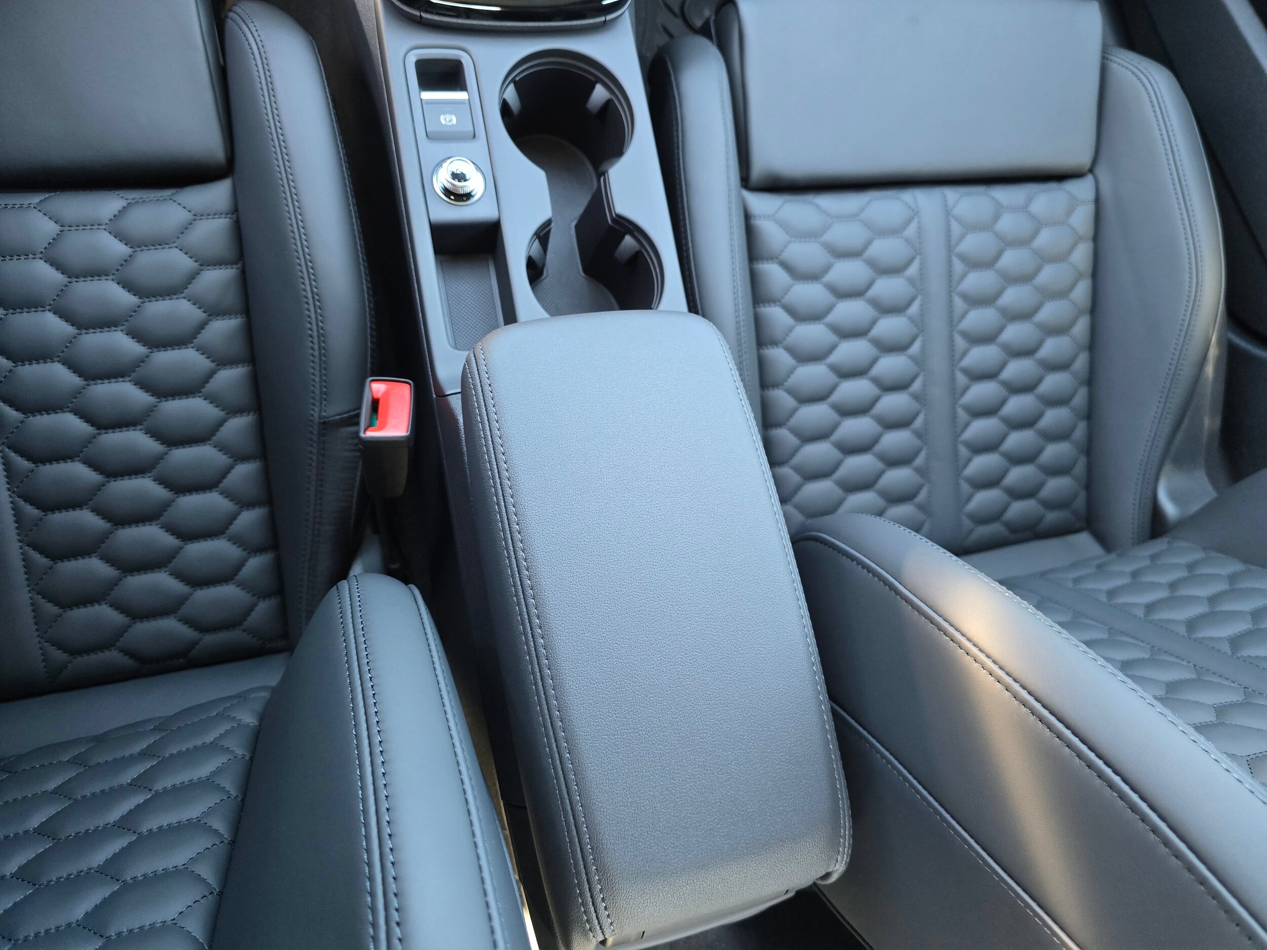 New 2026 Mythos Black Audi 2.5T image 54