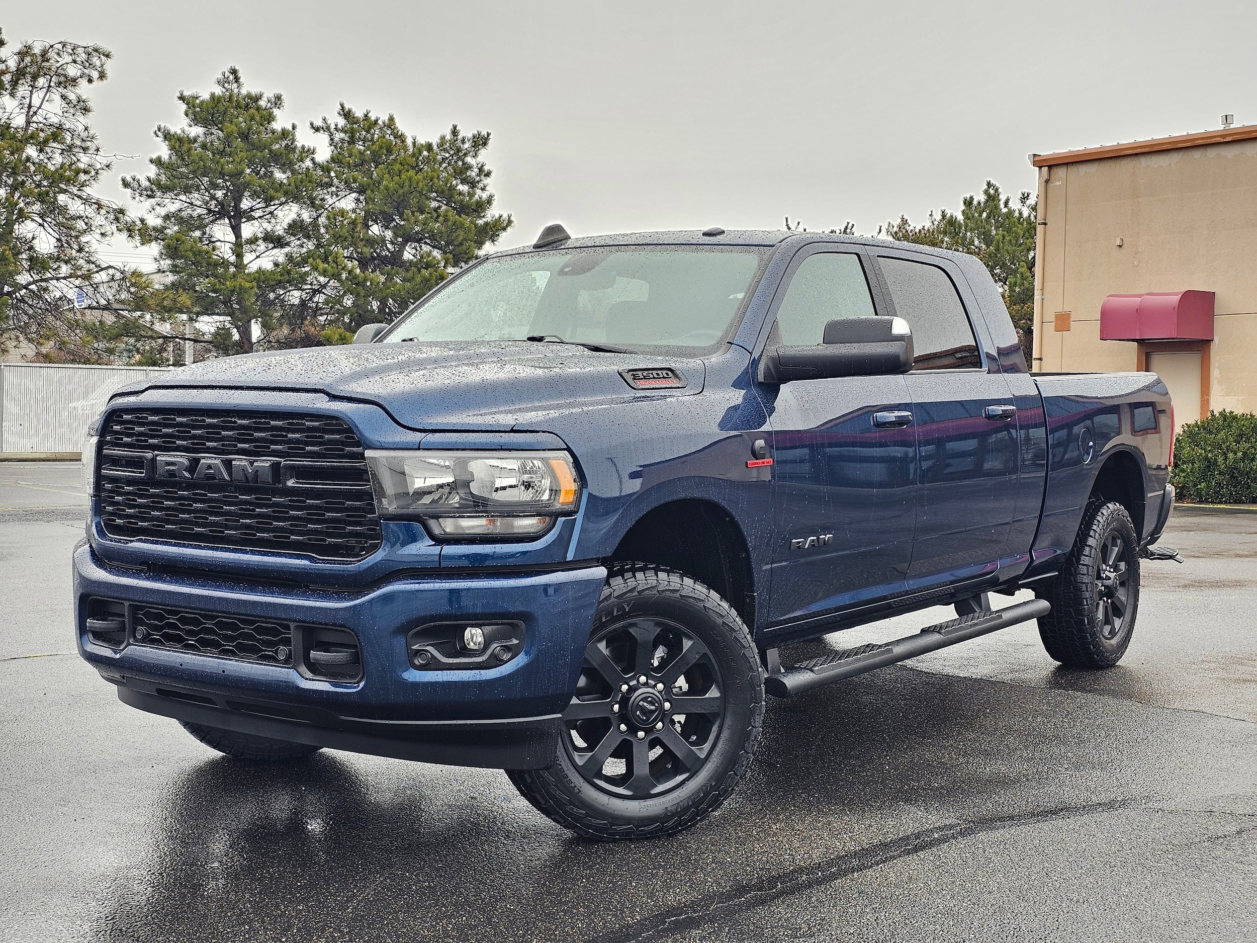 Used 2022 Patriot Blue Pearlcoat Ram Big Horn image 32