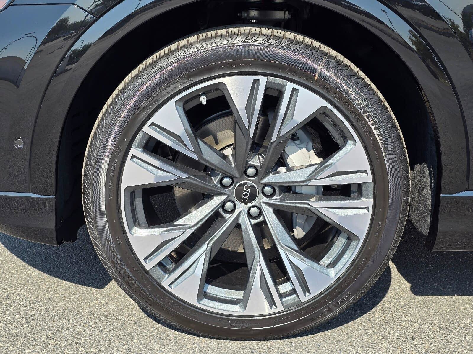 New 2026 Mythos Black Audi 55 Prestige image 8