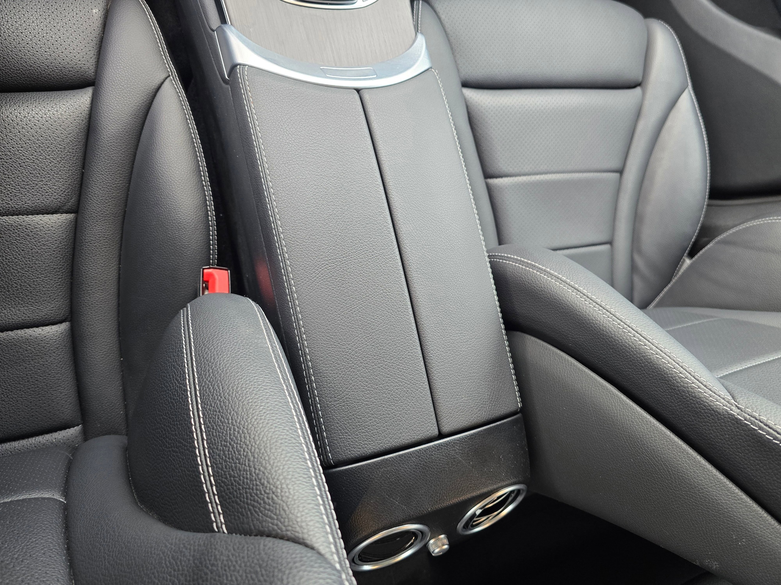 Used 2022 Starling Blue Metallic Mercedes-Benz GLC 300 image 56