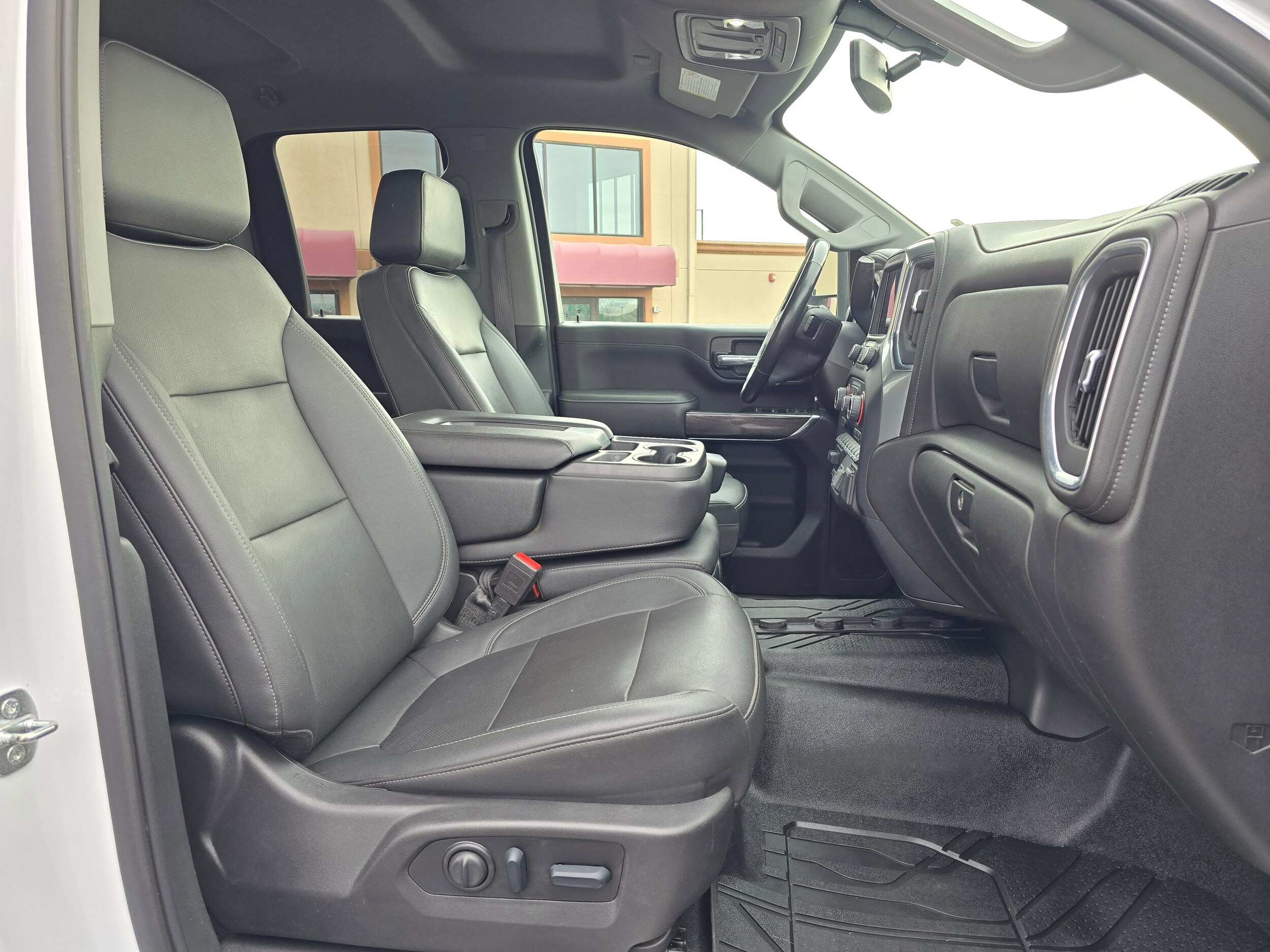 Used 2022 Summit White Chevrolet LTZ image 44