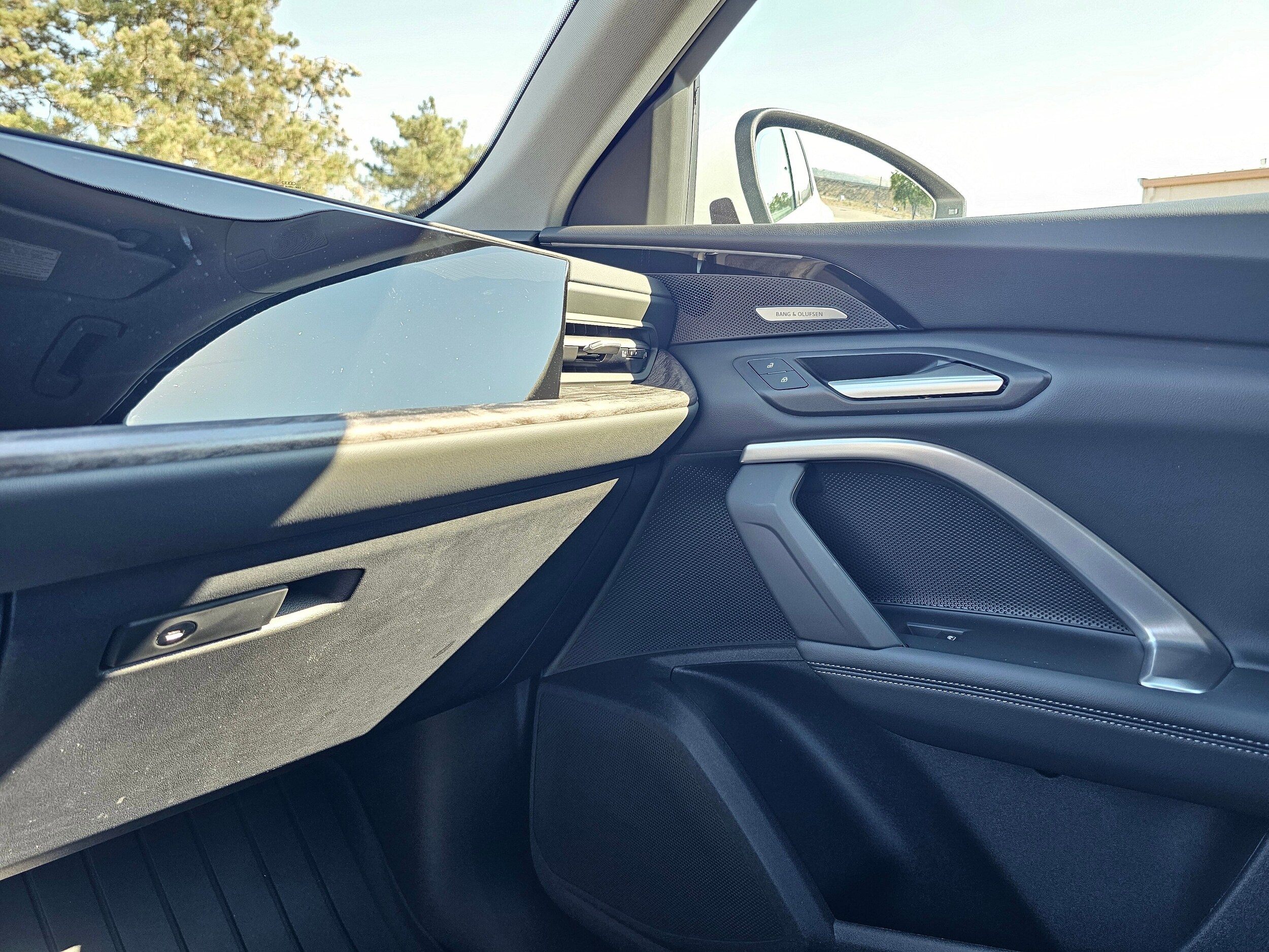 New 2025 Glacier White Audi 2.0T Premium Plus image 25